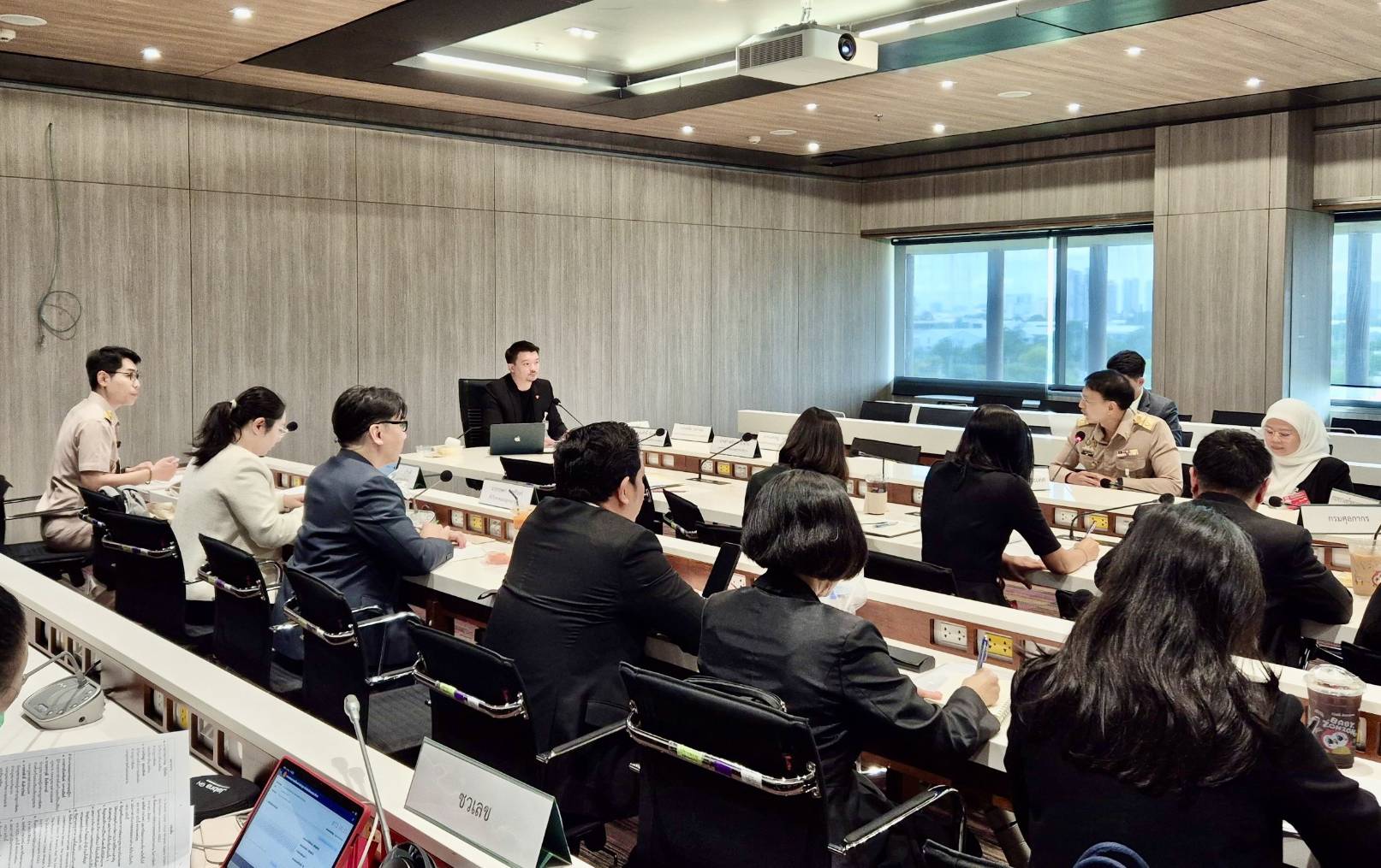 อพร.อดิทัตฯ เข้าร่วมการประชุมกับคณะอนุกรรมาธิการพิจารณาศึกษามลพิษทางน้ำข้ามแดน ณ อาคารรัฐสภา