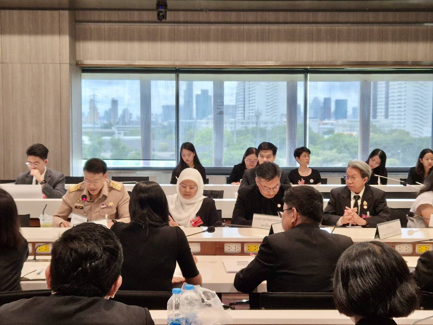 อพร.อดิทัตฯ เข้าร่วมการประชุมกับคณะอนุกรรมาธิการพิจารณาศึกษามลพิษทางน้ำข้ามแดน ณ อาคารรัฐสภา