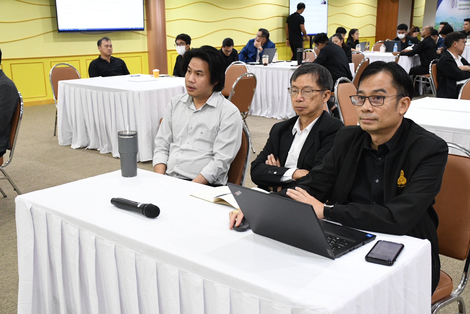 รพร.อานันท์ เป็นประธานในพิธิเปิดโครงการสัมมนาเชิงปฏิบัติการ เรื่อง ‘การปรับปรุงระเบียบ กพร. ว่าด้วยการจัดทำรายงานลักษณะธรณีวิทยาแหล่งแร่และแผนผังโครงการทำเหมือง’