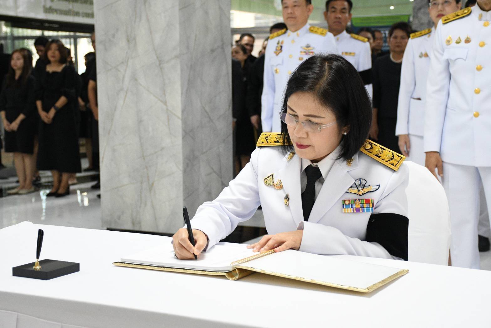 อพร.อดิทัตฯ เป็นประธานในพิธีถวายความอาลัยสมเด็จพระนางเจ้าสิริกิติ์ พระบรมราชินีนาถ พระบรมราชชนนีพันปีหลวง