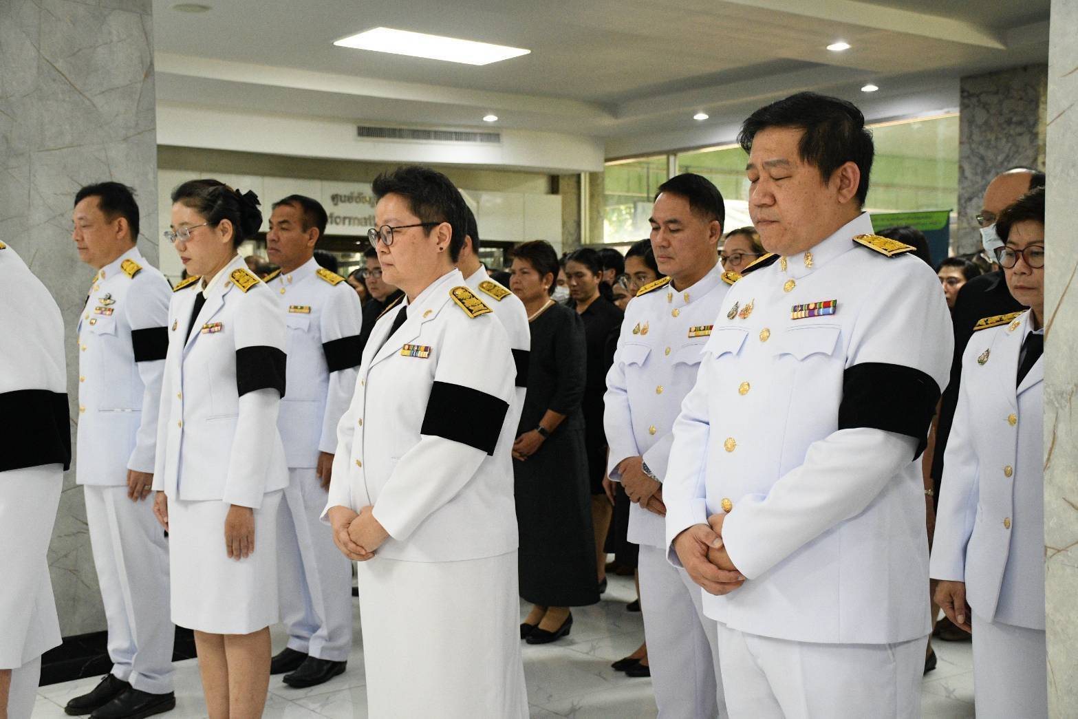 อพร.อดิทัตฯ เป็นประธานในพิธีถวายความอาลัยสมเด็จพระนางเจ้าสิริกิติ์ พระบรมราชินีนาถ พระบรมราชชนนีพันปีหลวง