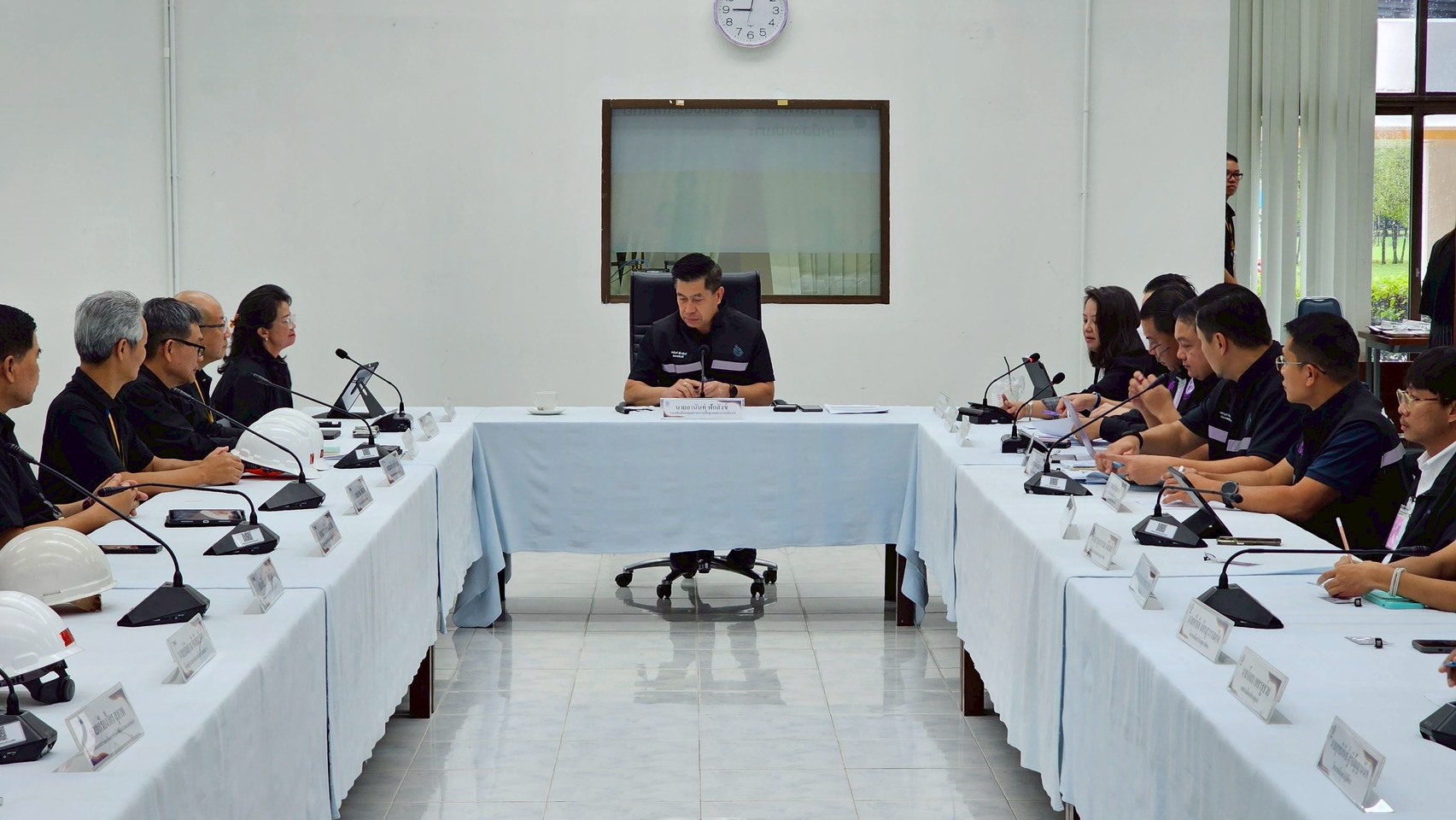 รพร.อานันท์ฯ ลงพื้นที่ตรวจสอบสาเหตุและข้อเท็จจริงการเกิดดินสไลด์ในพื้นที่ทิ้งดินและเก็บมูลดินทรายนอกเขตประทานบัตรของ กฟผ. (เหมืองแม่เมาะ)