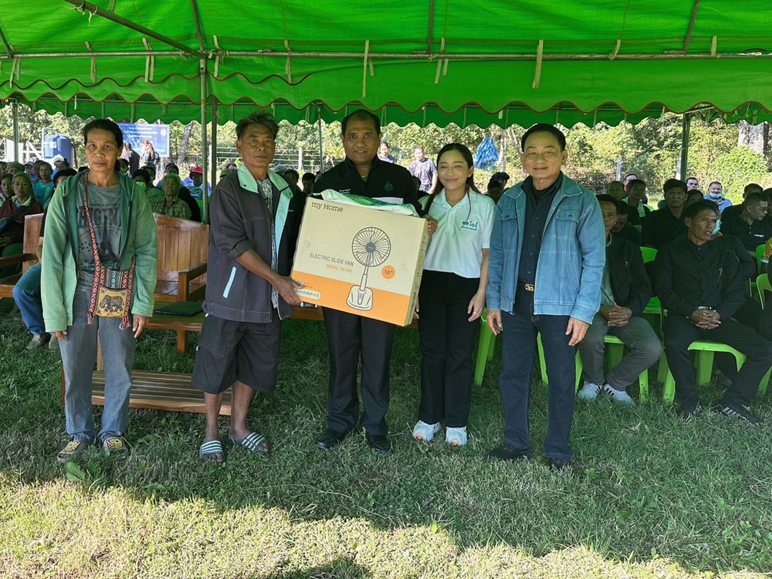 ผอ.สรข.5 พิษณุโลก ร่วมกิจกรรมโครงการตรวจสุขภาพของประชาชนรอบพื้นที่เหมืองแร่ ของบริษัท โรงโม่หินสุวรรณ จำกัด