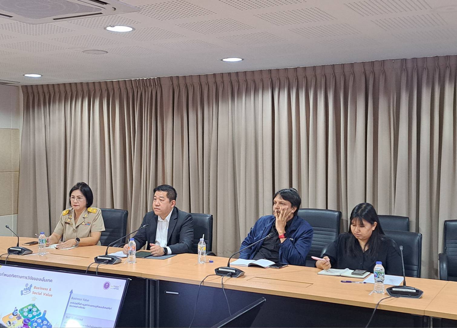 กพร. ร่วมประชุมหารือกับ MTEC เรื่องความร่วมมือด้านการวิจัยและแนวทางการพัฒนาโครงการเพื่อขับเคลื่อนเศรษฐกิจหมุนเวียน (Circular Economy) ของประเทศ