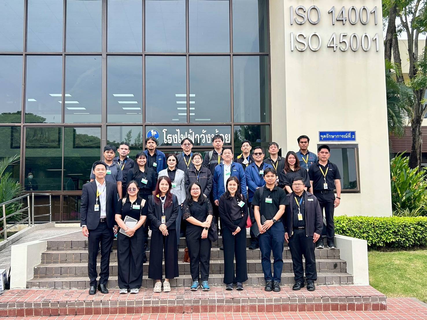 รพร.อารยา เข้าเยี่ยมชมโครงการวิจัยระบบการแยกแบล็คแมสจากแบตเตอรี่ยานยนต์ไฟฟ้าและแบตเตอรี่อุปกรณ์ไฟฟ้าแบบขยายขนาด ณ โรงไฟฟ้าวังน้อย