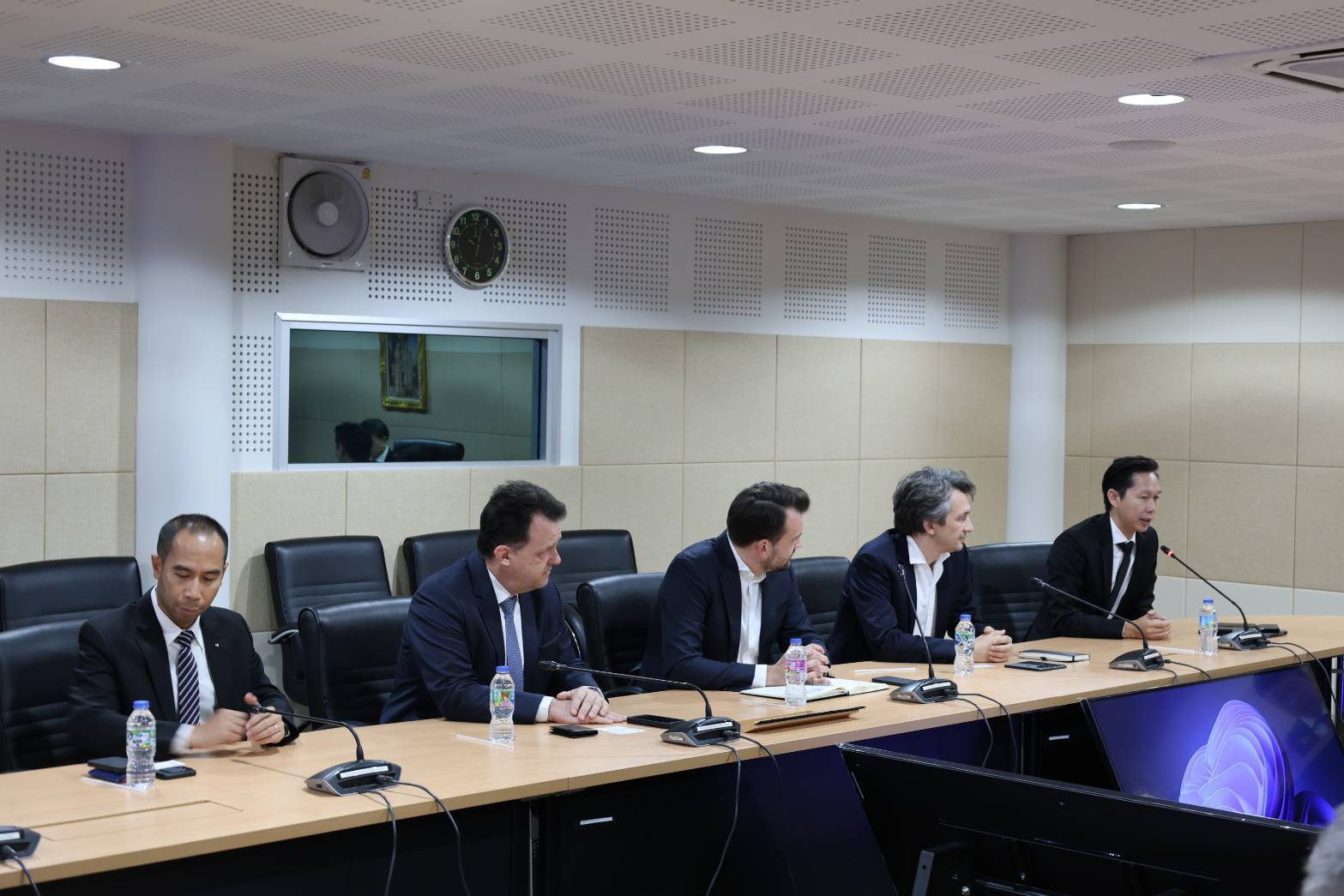 กพร. ร่วมหารือคณะผู้บริหารจากกลุ่มบริษัท BMW Group แลกเปลี่ยนข้อมูลที่สำคัญด้านศักยภาพแหล่งแร่