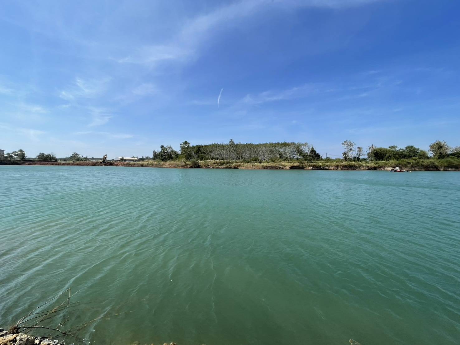 เจ้าหน้าที่ กว. และ สรข.8 ชลบุรี ลงพื้นที่สำรวจขุมเหมืองเก่าใน อ.เมือง อ.บ้านบึง จ.ชลบุรี และ อ.แกลง จ.ระยอง