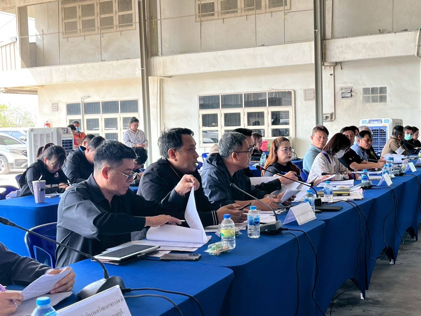 ผอ.สรข.7 ราชบุรี พร้อมด้วยเจ้าหน้าที่ ลงพื้นที่กลุ่มเหมือง ต.จรเข้สามพัน เพื่อติดตามตรวจสอบการแก้ไขปัญหาเรื่องฝุ่นละออง