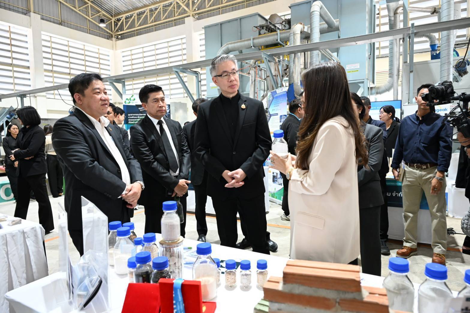 ปกอ.ณัฐพลฯ เป็นประธานเปิดงานสัมมนาวิชาการ Innovation in Raw Materials Conference 2025 : Unlocking Circular Economy Pathway ปลดล็อกเส้นทางสู่เศรษฐกิจหมุนเวียน