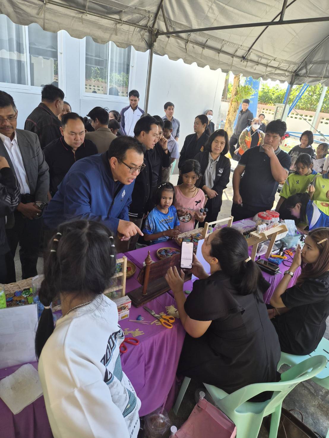 ผอ.สรข.6 นครราชสีมา พร้อมด้วยเจ้าหน้าที่ ร่วมกิจกรรมโครงการเหมืองแร่ปลอดภัย ห่วงใยประชาชน ปีที่ 9 จัดโดยกองทุนเฝ้าระวังสุขภาพเหมืองแร่หินปูนเพื่ออุตสาหกรรมปูนซีเมนต์ ของบริษัท ปูนซิเมนต์ไทย (ท่าหลวง) จำกัด