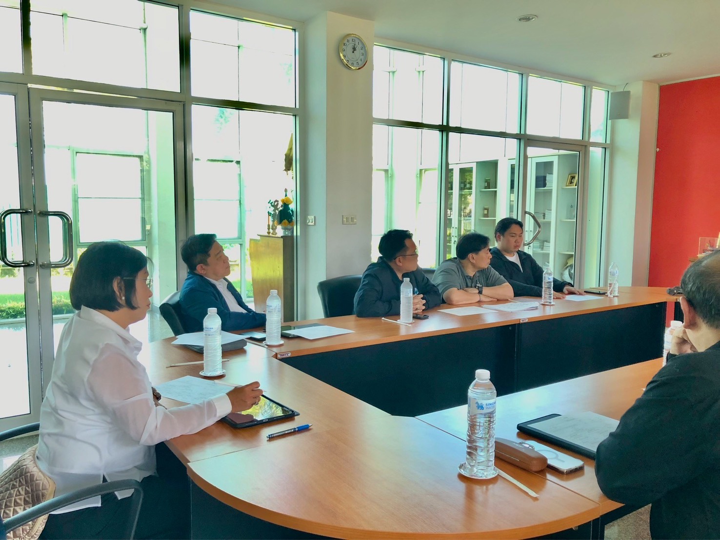 รพร.อารยา เข้าศึกษาดูงานการแต่งแร่ชายหาด และการแต่งแร่หายาก ณ โรงแต่งแร่ บริษัท สินแร่สาคร จำกัด