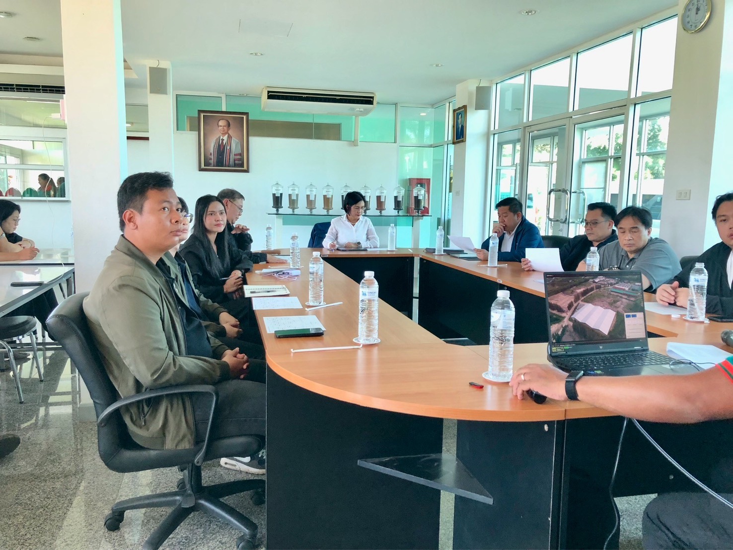 รพร.อารยา เข้าศึกษาดูงานการแต่งแร่ชายหาด และการแต่งแร่หายาก ณ โรงแต่งแร่ บริษัท สินแร่สาคร จำกัด