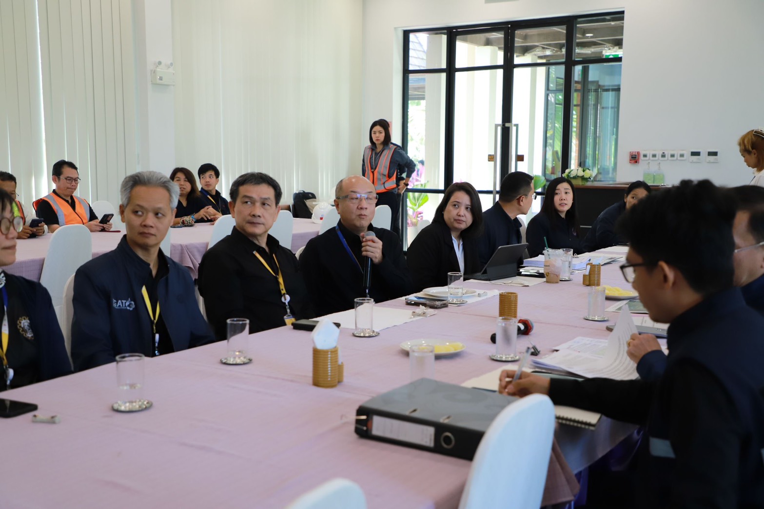 อพร.อดิทัต ลงพื้นที่ติดตามความคืบหน้ากรณีดินสไลด์ในพื้นที่ทิ้งดินและพื้นที่เก็บมูลดินทรายของ กฟผ. (เหมืองแม่เมาะ)