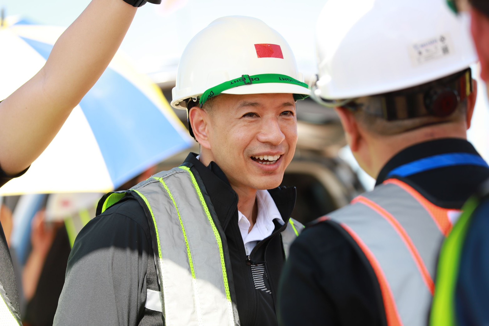 อพร.อดิทัต ลงพื้นที่ติดตามความคืบหน้ากรณีดินสไลด์ในพื้นที่ทิ้งดินและพื้นที่เก็บมูลดินทรายของ กฟผ. (เหมืองแม่เมาะ)