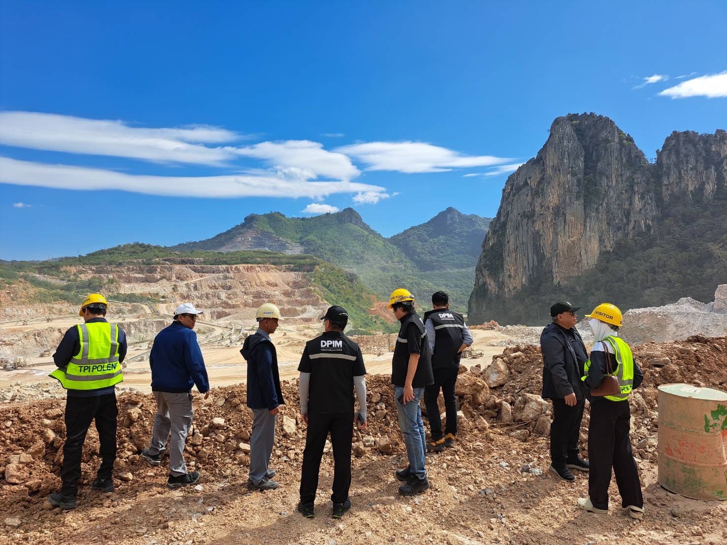 รพร.อานันท์ ลงพื้นที่ตรวจสอบพื้นที่ประทานบัตรของบริษัท ทีพีไอ โพลีน จำกัด (มหาชน) จ.สระบุรี