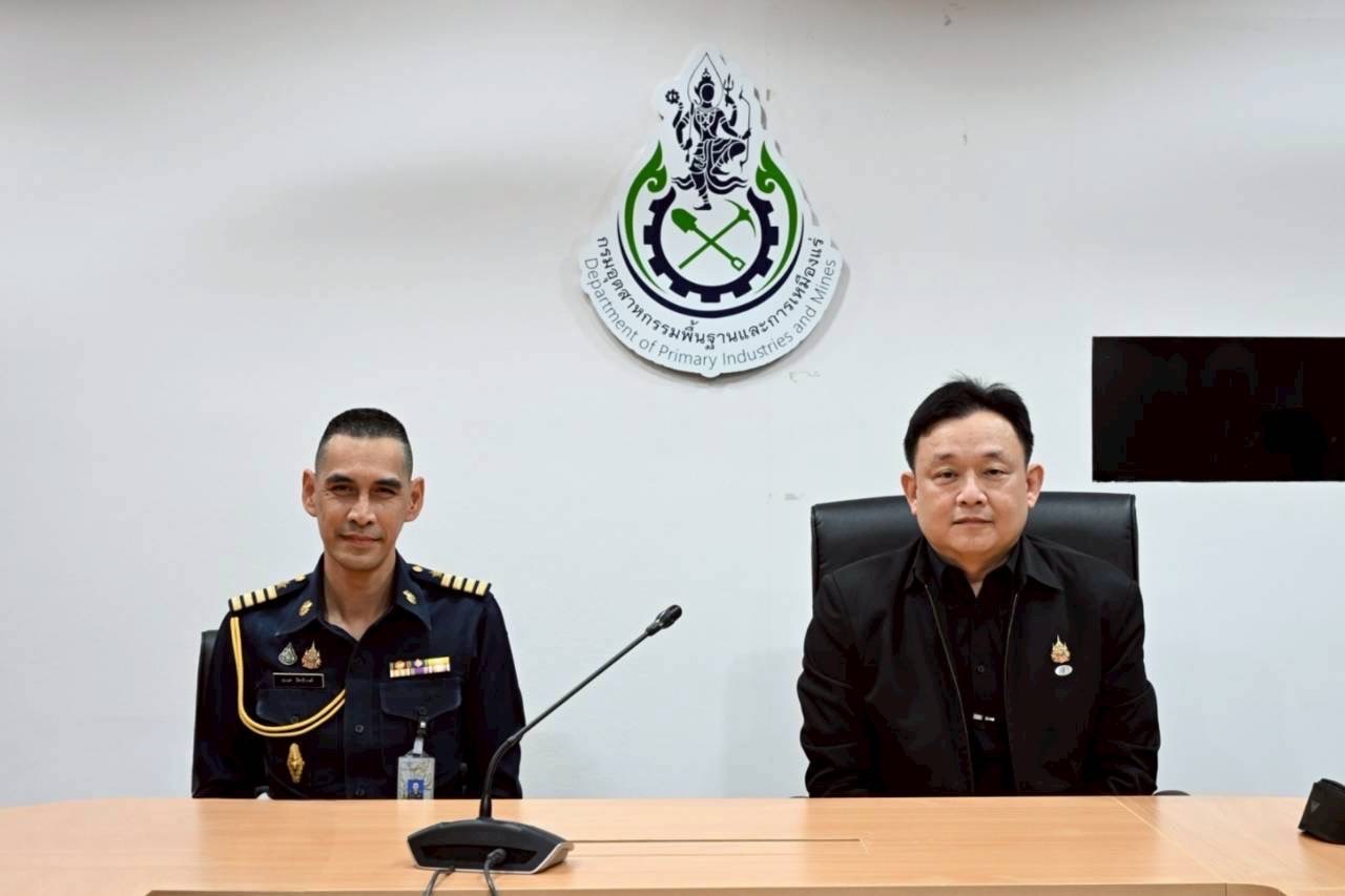 ผอ.กบว. ร่วมหารือกับ นาวาอากาศเอก ธเนศ สิทธิวงศ์ ผู้แทนกรมการสรรพกำลังกลาโหม ในการเตรียมความพร้อมจัดทำฐานข้อมูลระดมสรรพกำลังของกรมการสรรพกำลังกลาโหม