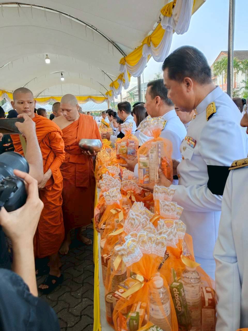 สรข.1 สงขลา ร่วมพิธีวันคล้ายวันพระบรมราชสมภพพระบาทสมเด็จพระบรมชนกาธิเบศร มหาภูมิพลอดุลยเดชมหาราช บรมนาถบพิตร วันชาติ และวันพ่อแห่งชาติ