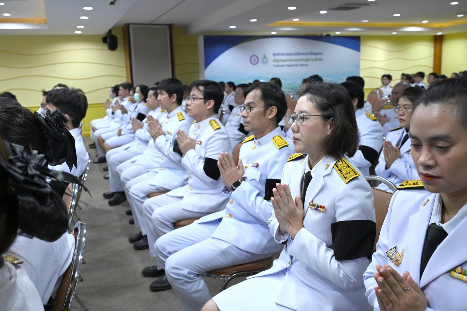 กพร. ร่วมพิธีบำเพ็ญกุศลปัญญาสมวาร 50 วัน เพื่ออุทิศถวายเป็นพระราชกุศล สมเด็จพระนางเจ้าสิริกิติ์ พระบรมราชินีนาถ พระบรมราชชนนีพันปีหลวง