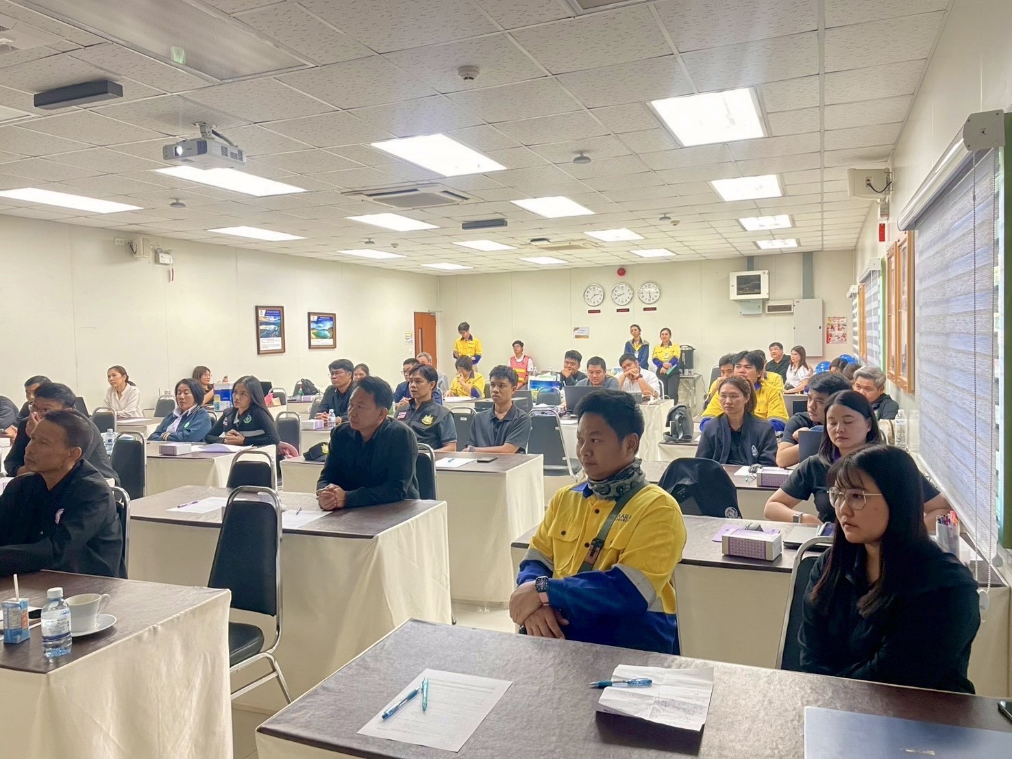 กพร. ร่วมตรวจสอบการประกอบกิจการเหมืองแร่และการประกอบโลหกรรมแร่ทองคำ ของบริษัท อัครา รีซอร์สเซส จำกัด (มหาชน)