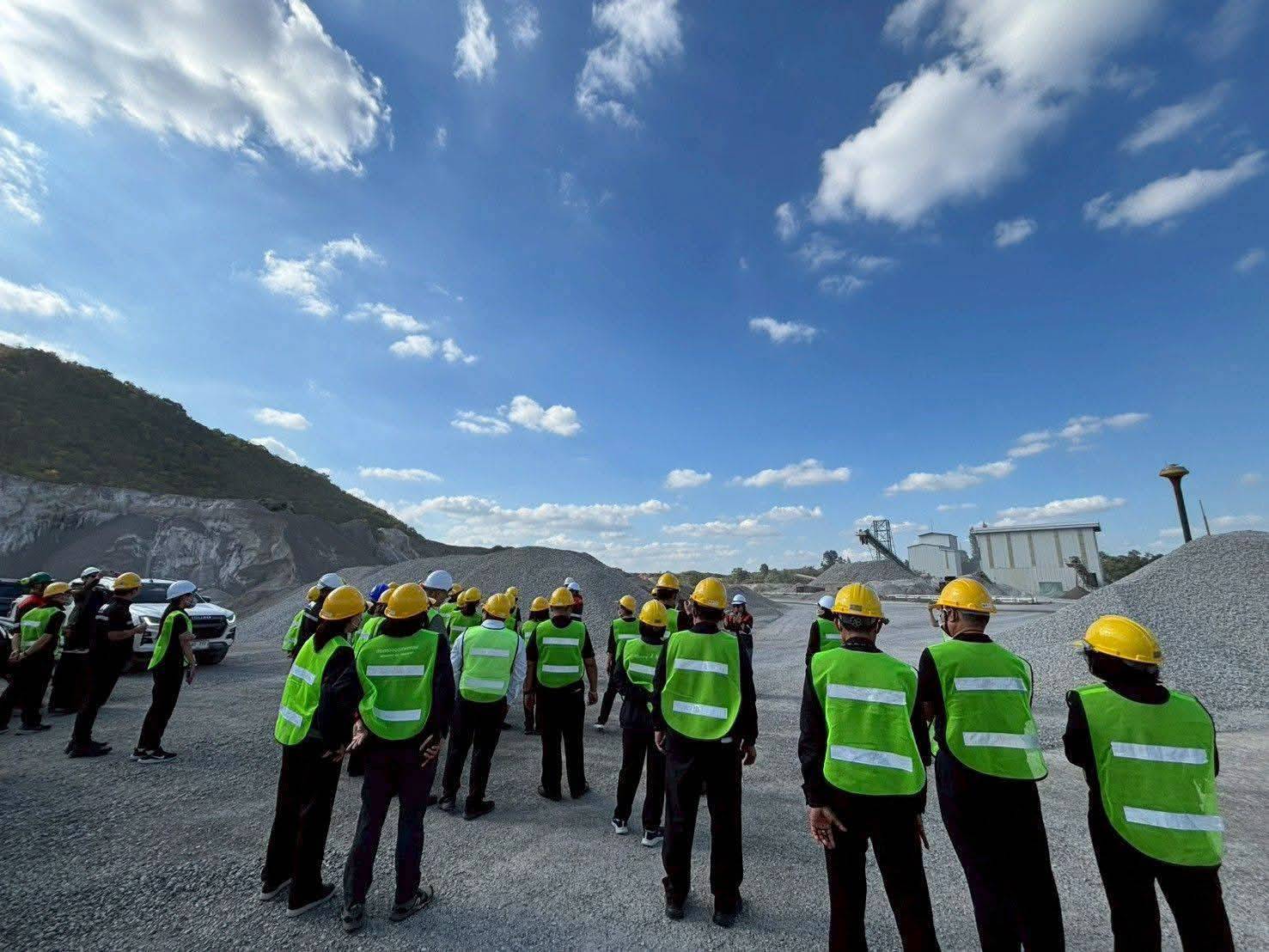 สรข.7 เข้าร่วมการเยี่ยมชมและศึกษาดูงานในการสัมมนาเชิงปฏิบัติการ 