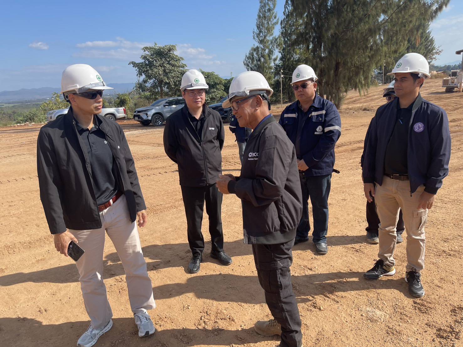 อพร.อดิทัต นำทีม กพร. เข้าเยี่ยมชมการประกอบการเหมืองแร่หินอุตสาหกรรมชนิดหินปูนเพื่ออุตสาหกรรมก่อสร้าง ของบริษัท แม่ปิงพนากิจ จำกัด