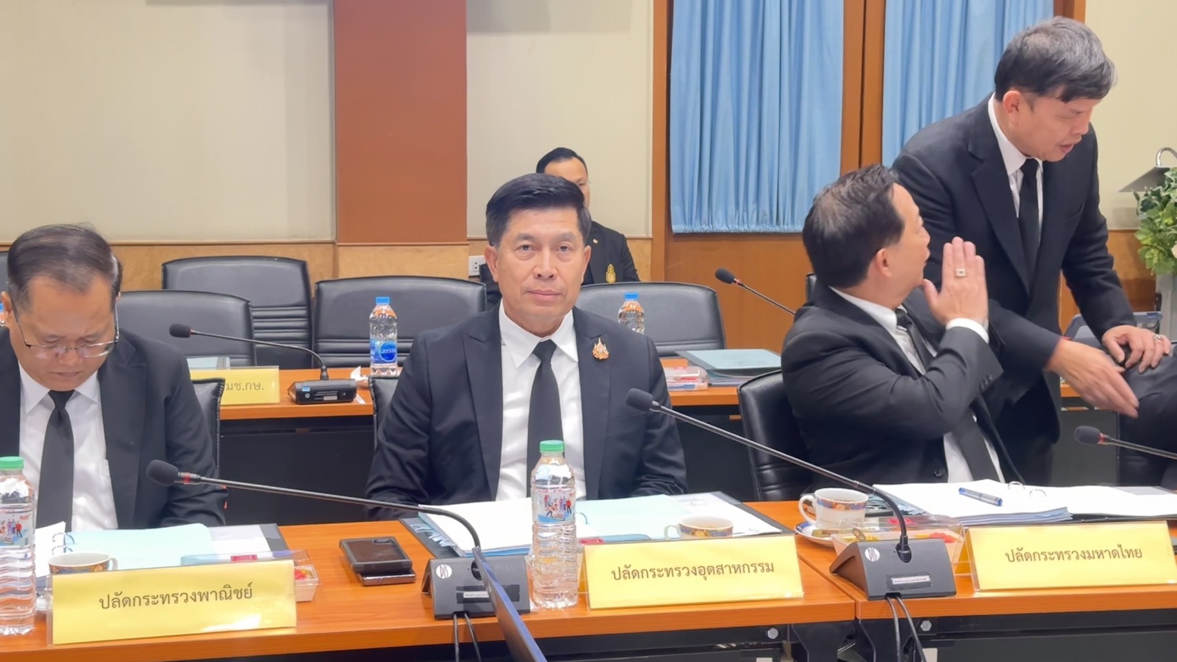 รพร.อานันท์ เข้าร่วมประชุมคณะกรรมการปฏิรูปที่ดินเพื่อเกษตรกรรม (ค.ป.ก.) ครั้งที่ 4/2568