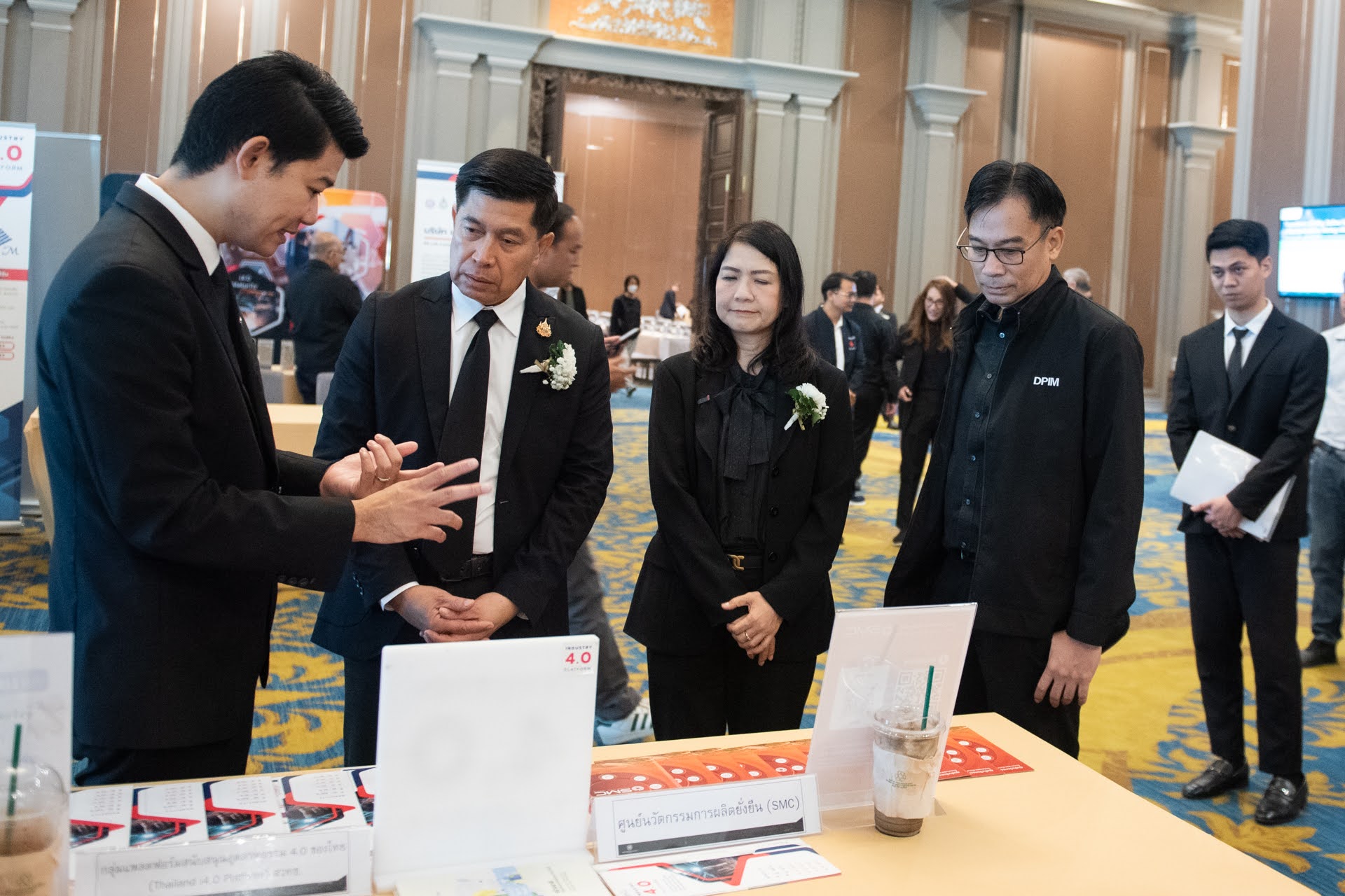 รพร.อานันท์ เป็นประธานกล่าวเปิดงานสัมมนา เรื่อง “Transform Mining, Define the Future: เหมืองยุคใหม่ด้วย Mining 4.0 Index” และเปิดตัว 