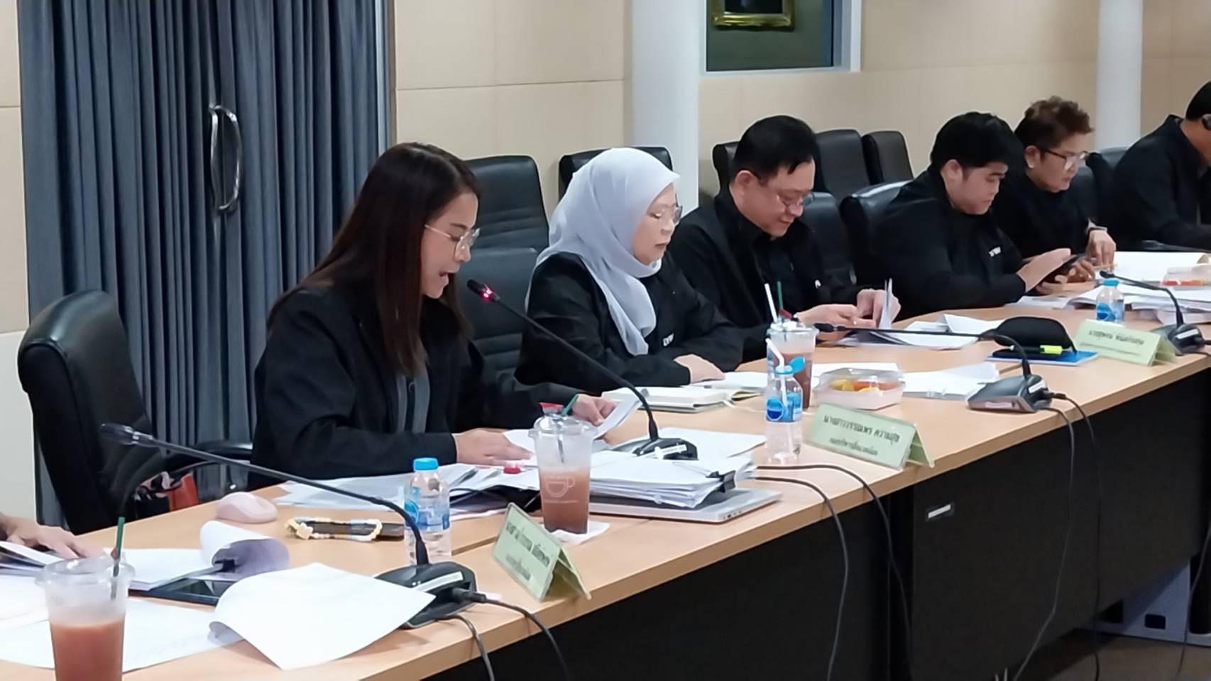 อพร.อดิทัต เป็นประธานการประชุมคณะกรรมการบริหารจัดการกองทุนของบริษัท อัครา รีซอร์สเซส จำกัด (มหาชน)