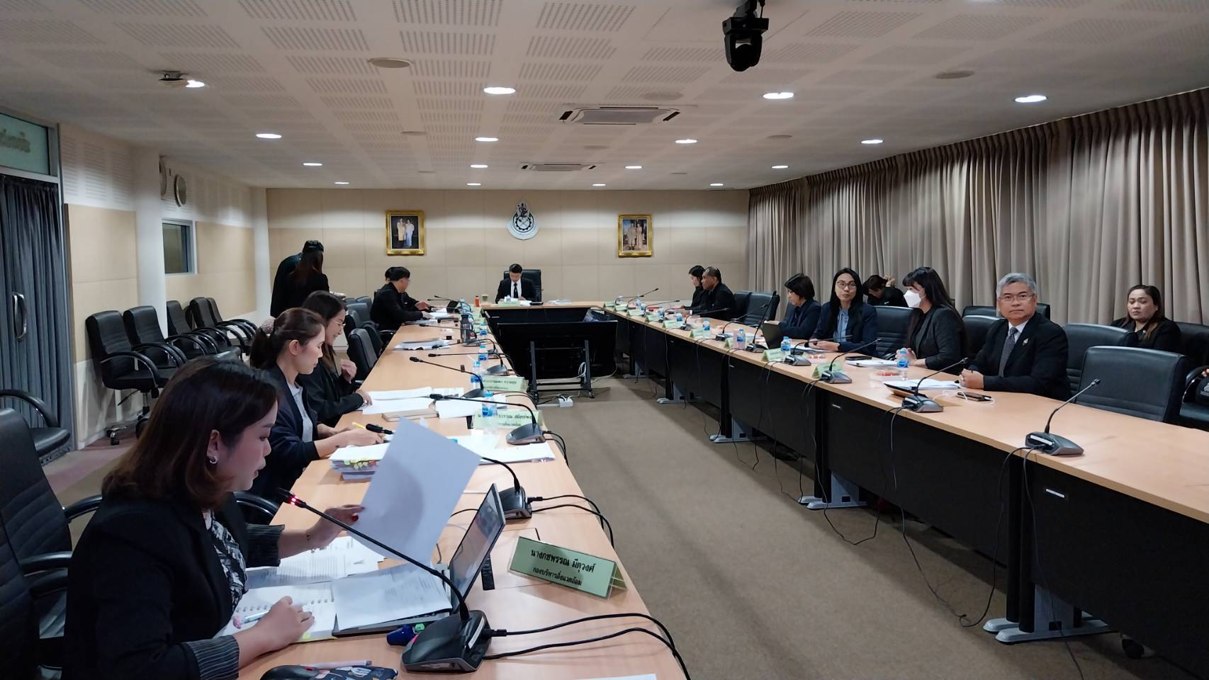 อพร.อดิทัต เป็นประธานการประชุมคณะกรรมการบริหารจัดการกองทุนของบริษัท อัครา รีซอร์สเซส จำกัด (มหาชน)