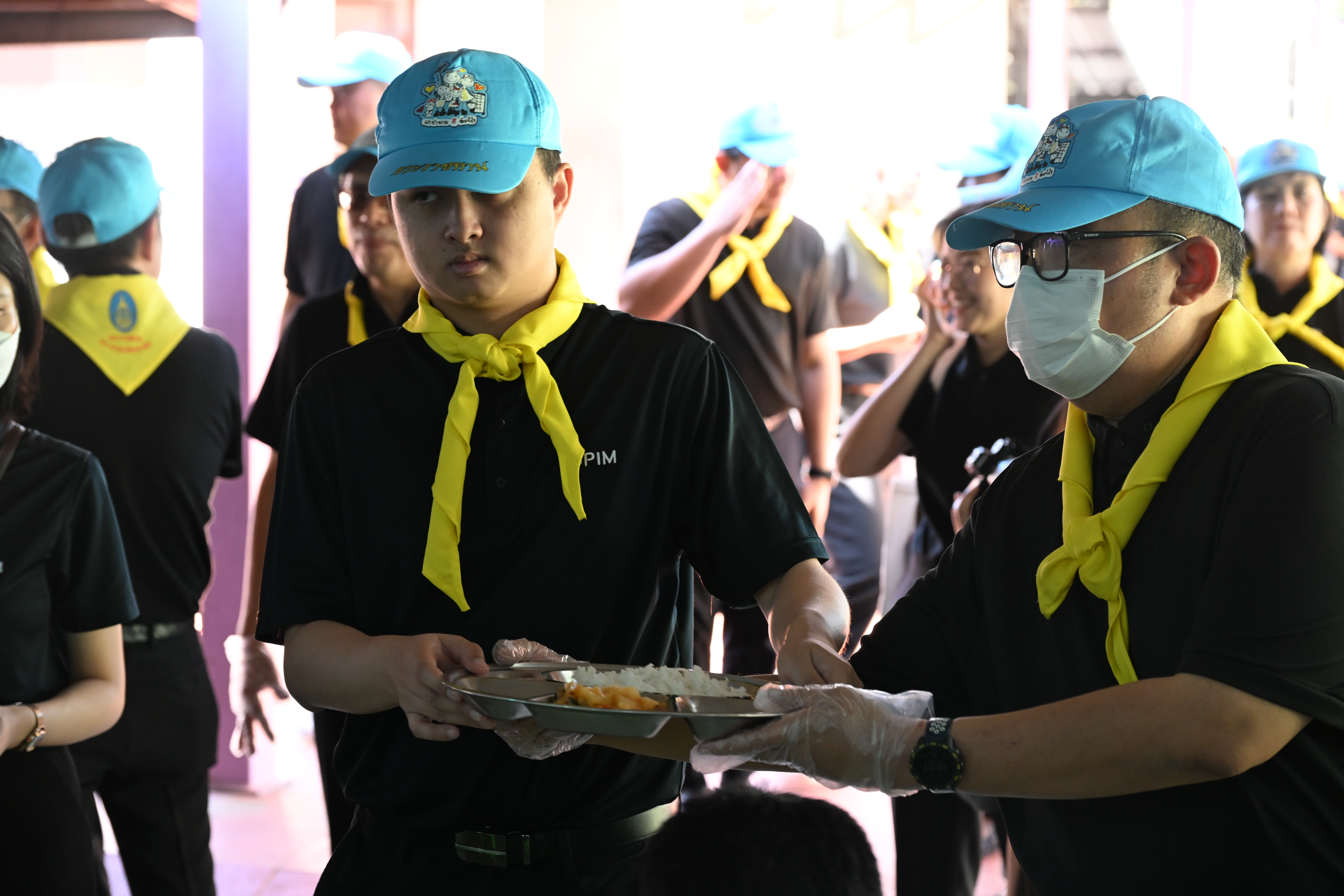 ลสล. และเจ้าหน้าที่ กพร. เข้าร่วมกิจกรรมจิตอาสา “ตามรอยพ่อ ที่บ้านกึ่งวิถี” เนื่องในวันคล้ายวันพระบรมราชสมภพ พระบาทสมเด็จพระบรมชนกาธิเบศร มหาภูมิพลอดุลยเดชมหาราช บรมนาถบพิตร วันชาติ และวันพ่อแห่งชาติ 5 ธันวาคม 2568