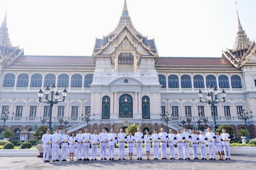 อพร.อดิทัต ร่วมลงนามถวายพระพรชัยมงคล พระบาทสมเด็จพระเจ้าอยู่หัว และสมเด็จพระนางเจ้าฯ พระบรมราชินี เนื่องในโอกาสขึ้นปีใหม่ พุทธศักราช 2569