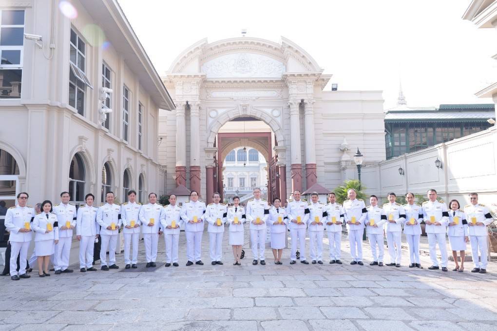 อพร.อดิทัต ร่วมลงนามถวายพระพรชัยมงคล พระบาทสมเด็จพระเจ้าอยู่หัว และสมเด็จพระนางเจ้าฯ พระบรมราชินี เนื่องในโอกาสขึ้นปีใหม่ พุทธศักราช 2569