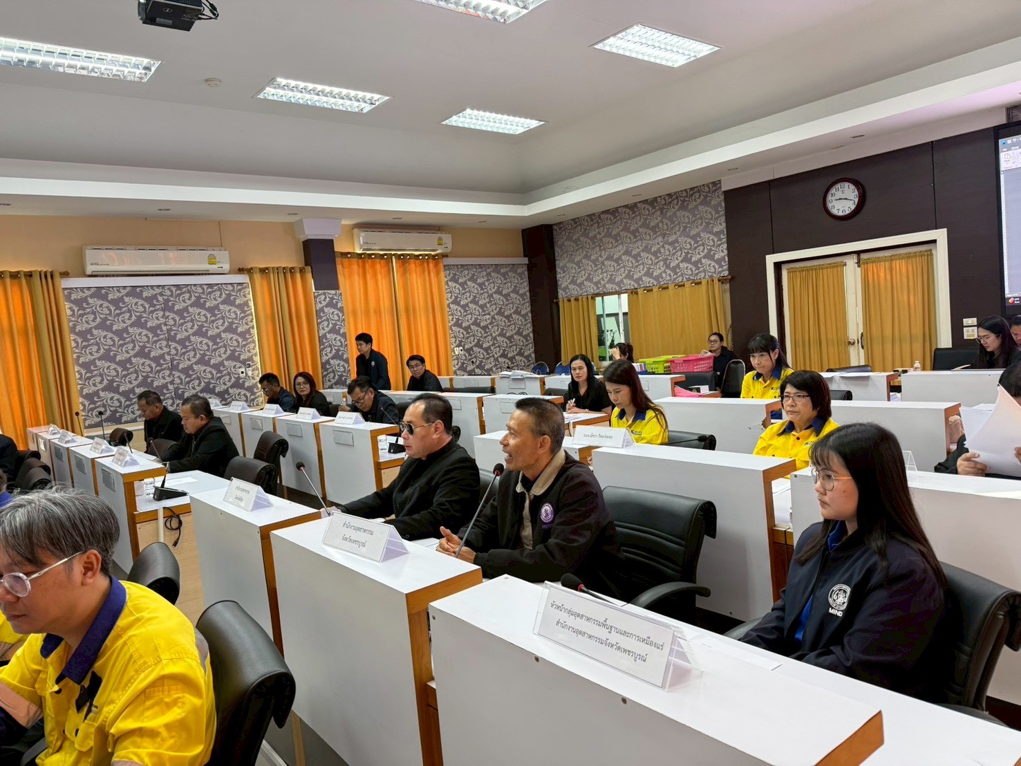 ผอ.สรข.5 ร่วมประชุมคณะกรรมการฯ ตามกรอบนโยบายและแผนยุทธศาสตร์ในการบริหารจัดการทรัพยากรแร่ทองคำ