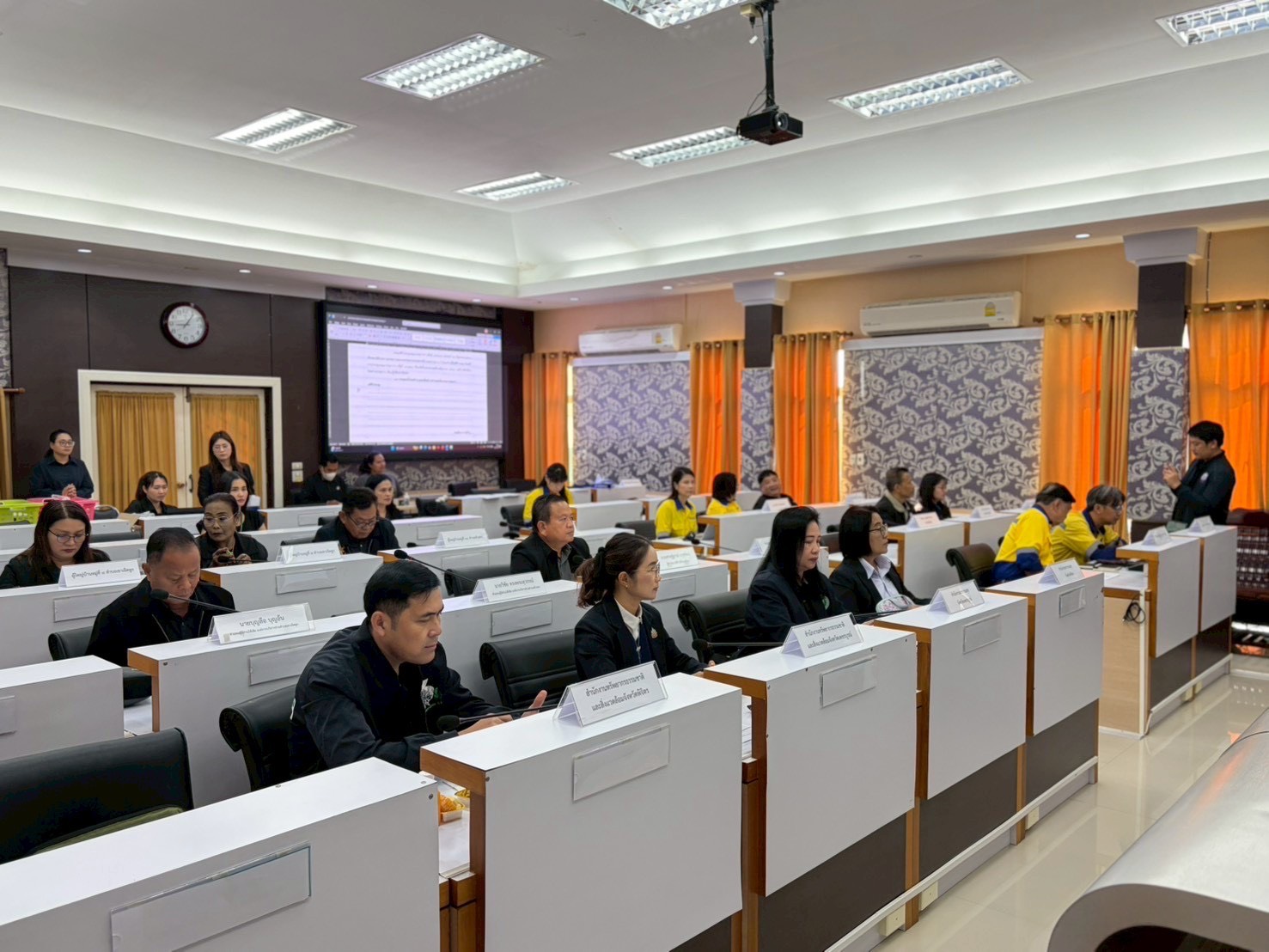 ผอ.สรข.5 ร่วมประชุมคณะกรรมการฯ ตามกรอบนโยบายและแผนยุทธศาสตร์ในการบริหารจัดการทรัพยากรแร่ทองคำ