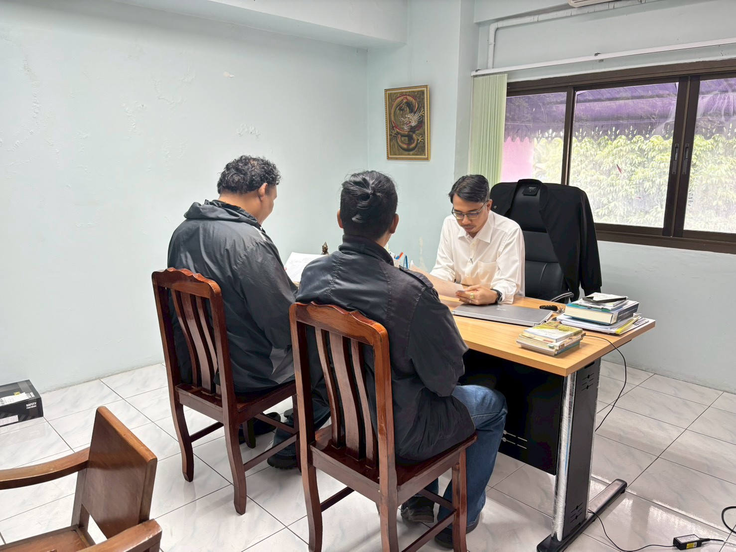 ทีมเจ้าหน้าที่ กว. ร่วมกับเจ้าหน้าที่ สอจ. ลงพื้นที่สำรวจขุมเหมืองเก่า