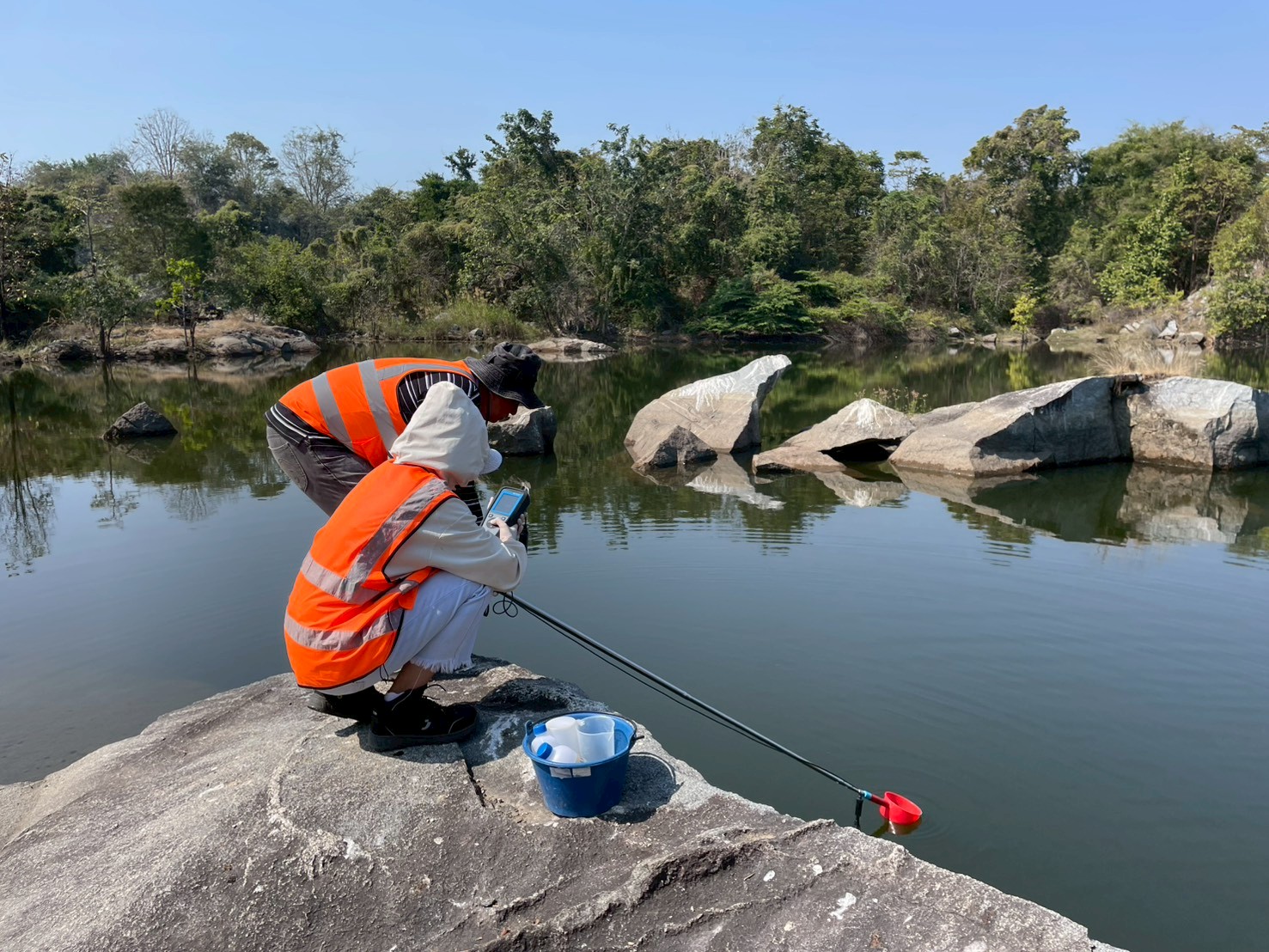 ทีมเจ้าหน้าที่ กว. ลงพื้นที่สำรวจขุมเหมืองเก่า ณ จังหวัดเพชรบุรี ราชบุรี กาญจนบุรี สุพรรณบุรี และตาก