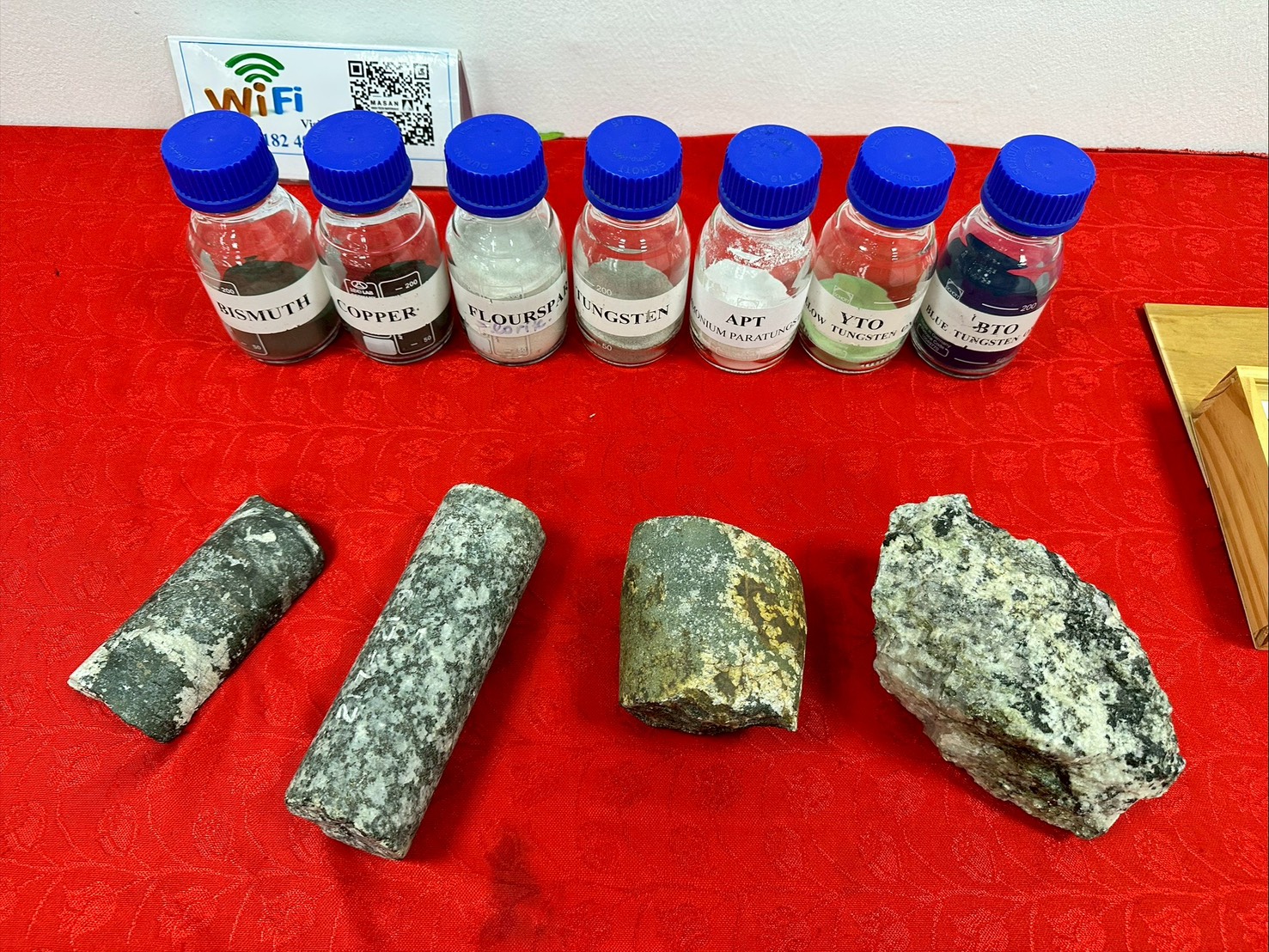 อพร.อดิทัต นำคณะเข้าศึกษาดูงานเหมืองแร่ของเวียดนาม ณ สาธารณรัฐสังคมนิยมเวียดนาม