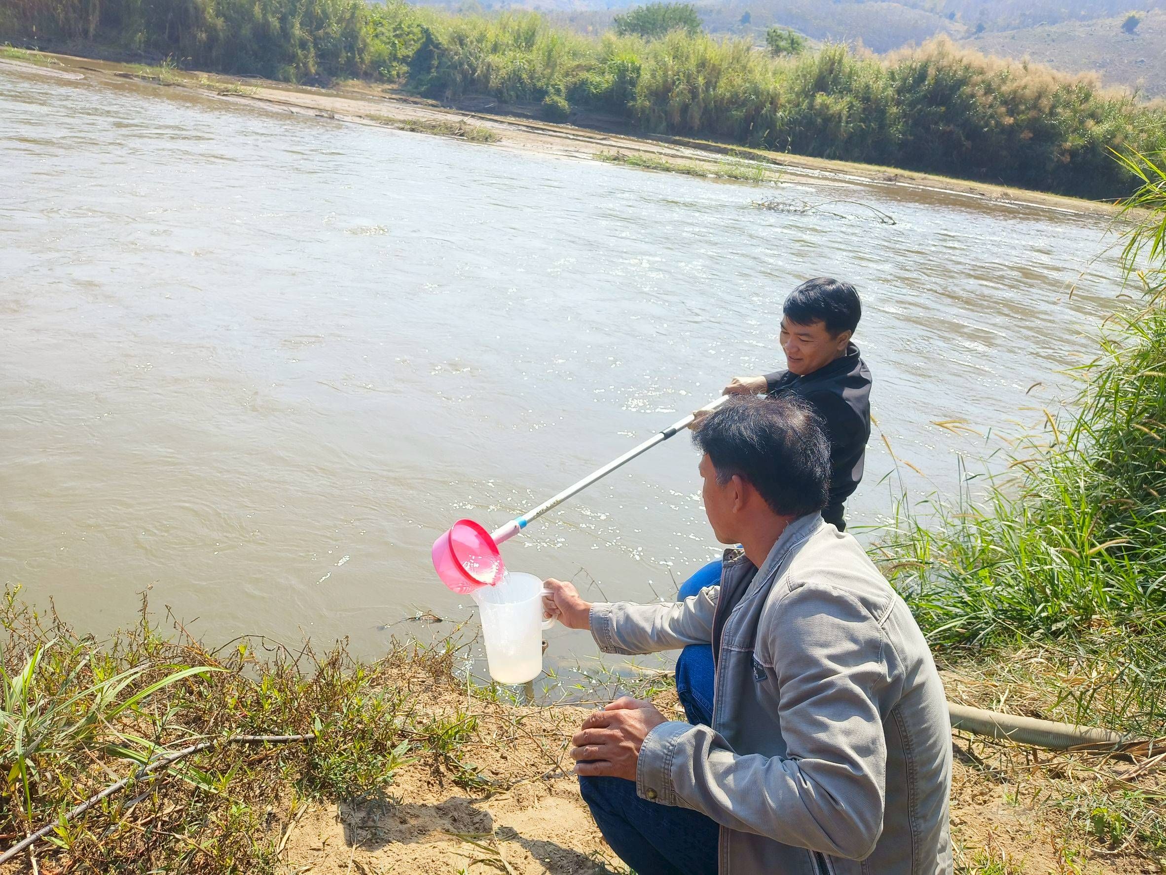 กพร. ร่วมตรวจสอบแร่ของกลางที่ตกเป็นของแผ่นดินในเขตพื้นที่ ต.เมืองแปง อ.ปาย จ.แม่ฮ่องสอน