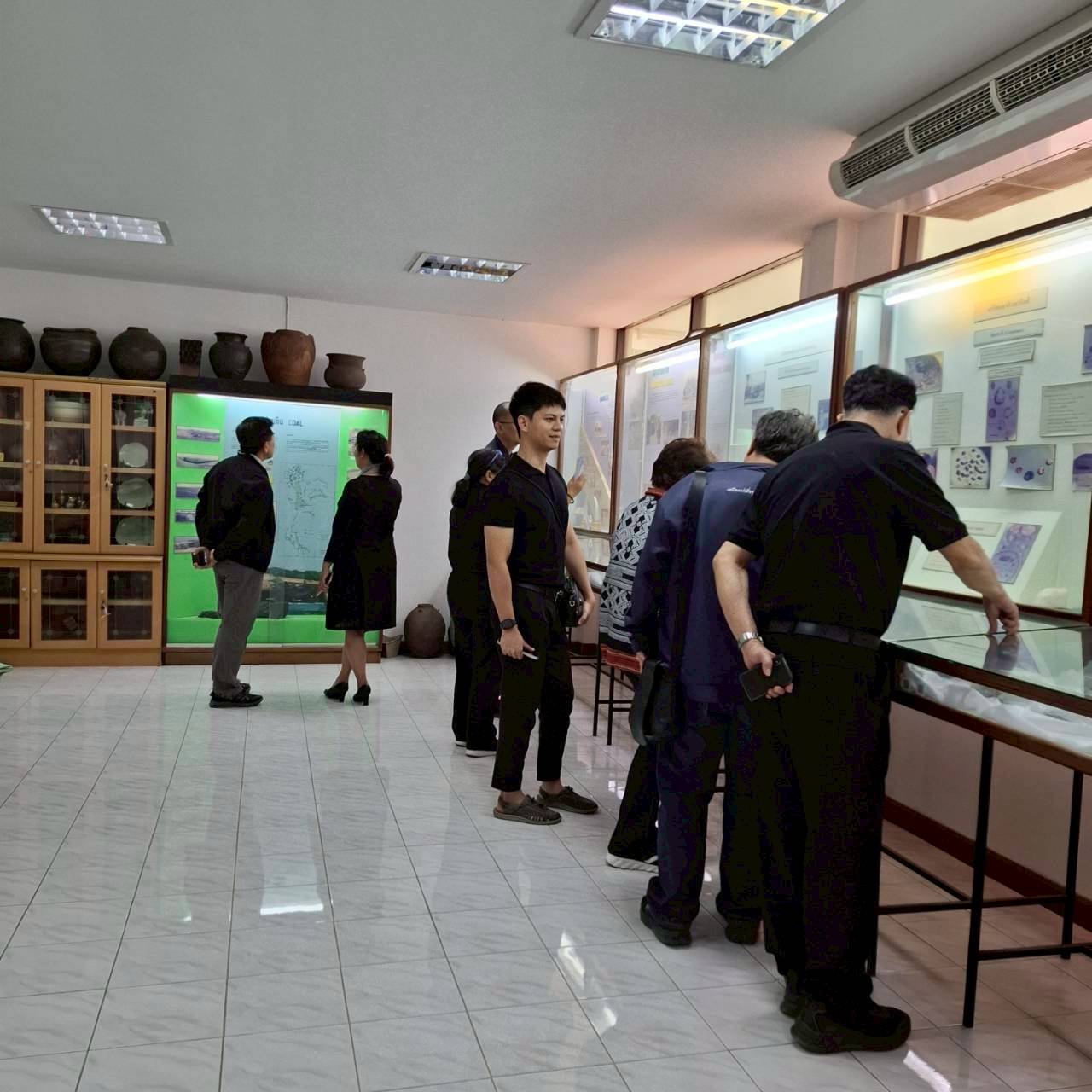 รพร.อานันท์ พร้อมคณะ เข้าตรวจเยี่ยมสำนักงานอุตสาหกรรมพื้นฐานและการเหมืองแร่ เขต 3 เชียงใหม่