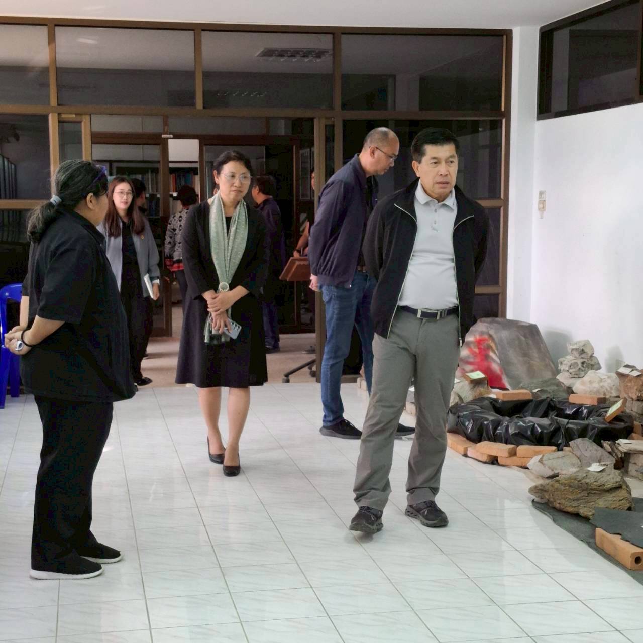 รพร.อานันท์ พร้อมคณะ เข้าตรวจเยี่ยมสำนักงานอุตสาหกรรมพื้นฐานและการเหมืองแร่ เขต 3 เชียงใหม่