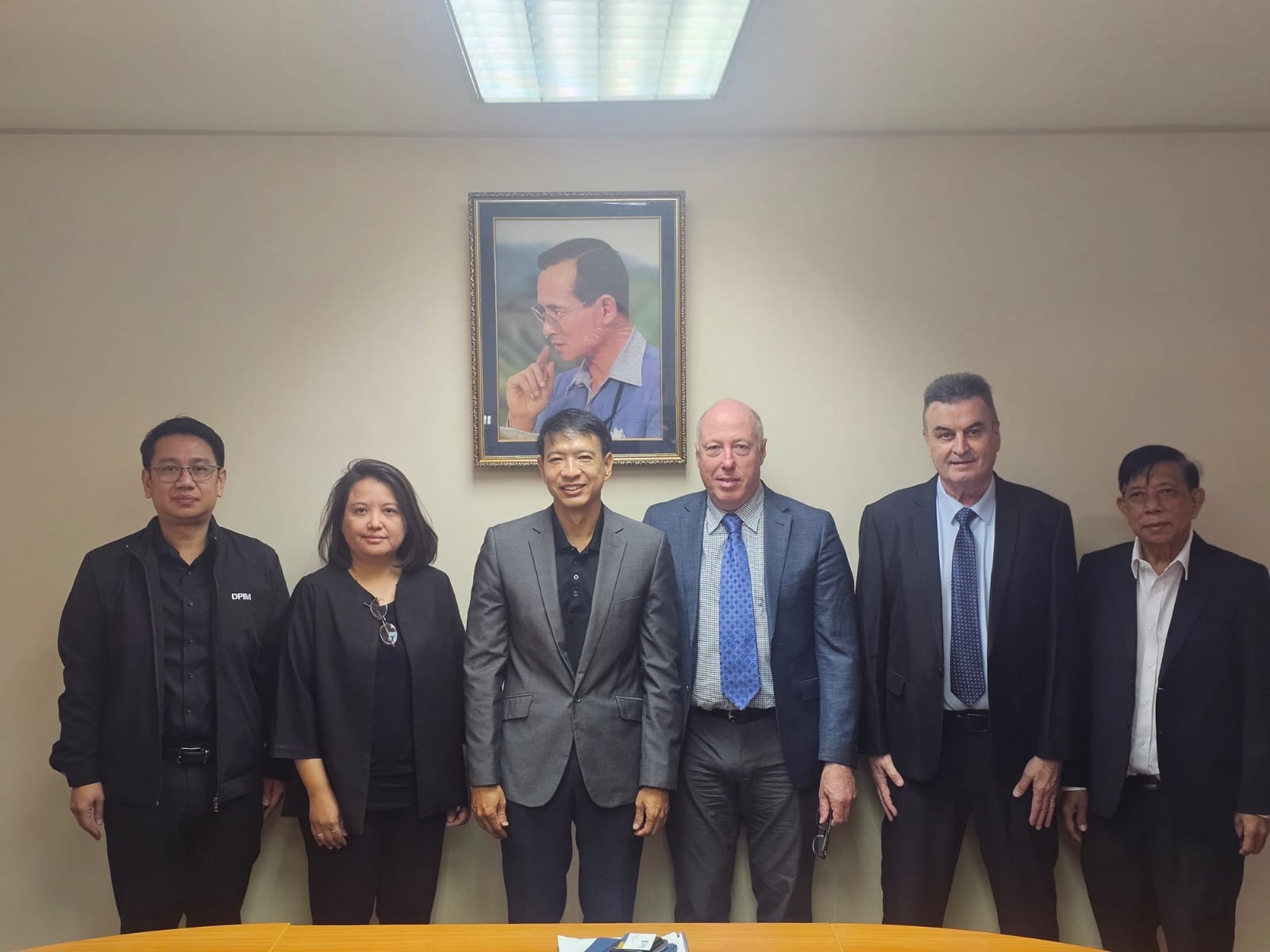 ผู้บริหารบริษัท Unity Metals เข้าพบ อพร.อดิทัต หารือแนวทางการดำเนินธุรกิจด้านการสำรวจและทำเหมืองแร่ในประเทศไทย