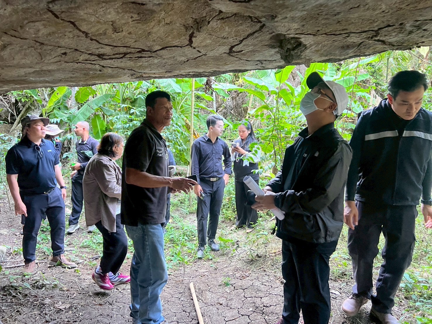 กพร. ร่วมประชุมหารือเพื่อพิจารณาแก้ไขปัญหากรณีการคัดค้านการระเบิดภูเขาเพื่อทำกิจการเหมืองแร่ ในพื้นที่ 4 อำเภอ จ.กระบี่
