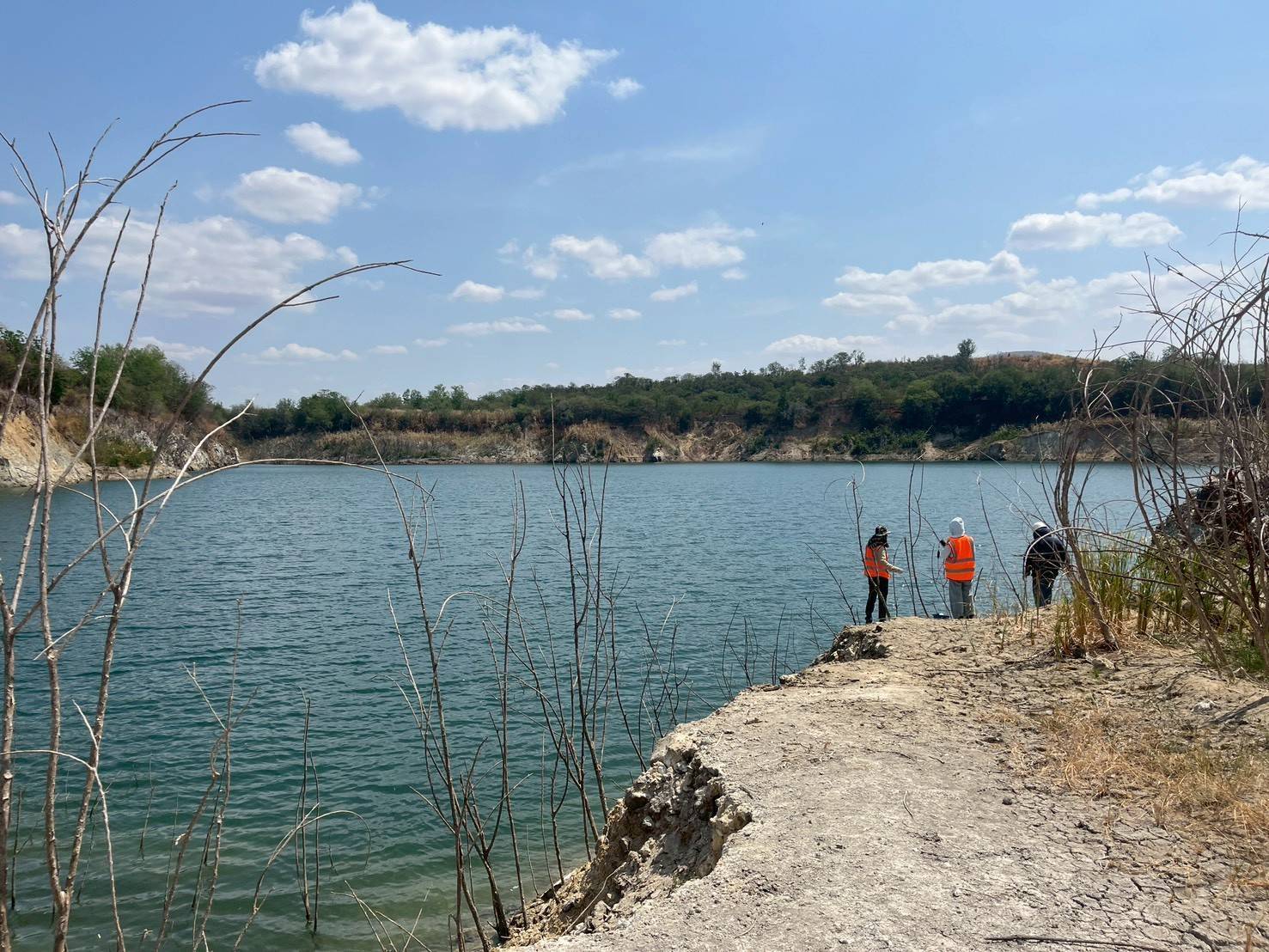 ทีมเจ้าหน้าที่ กว. ได้ลงพื้นที่สำรวจขุมเหมืองเก่า จำนวน 16 แห่ง