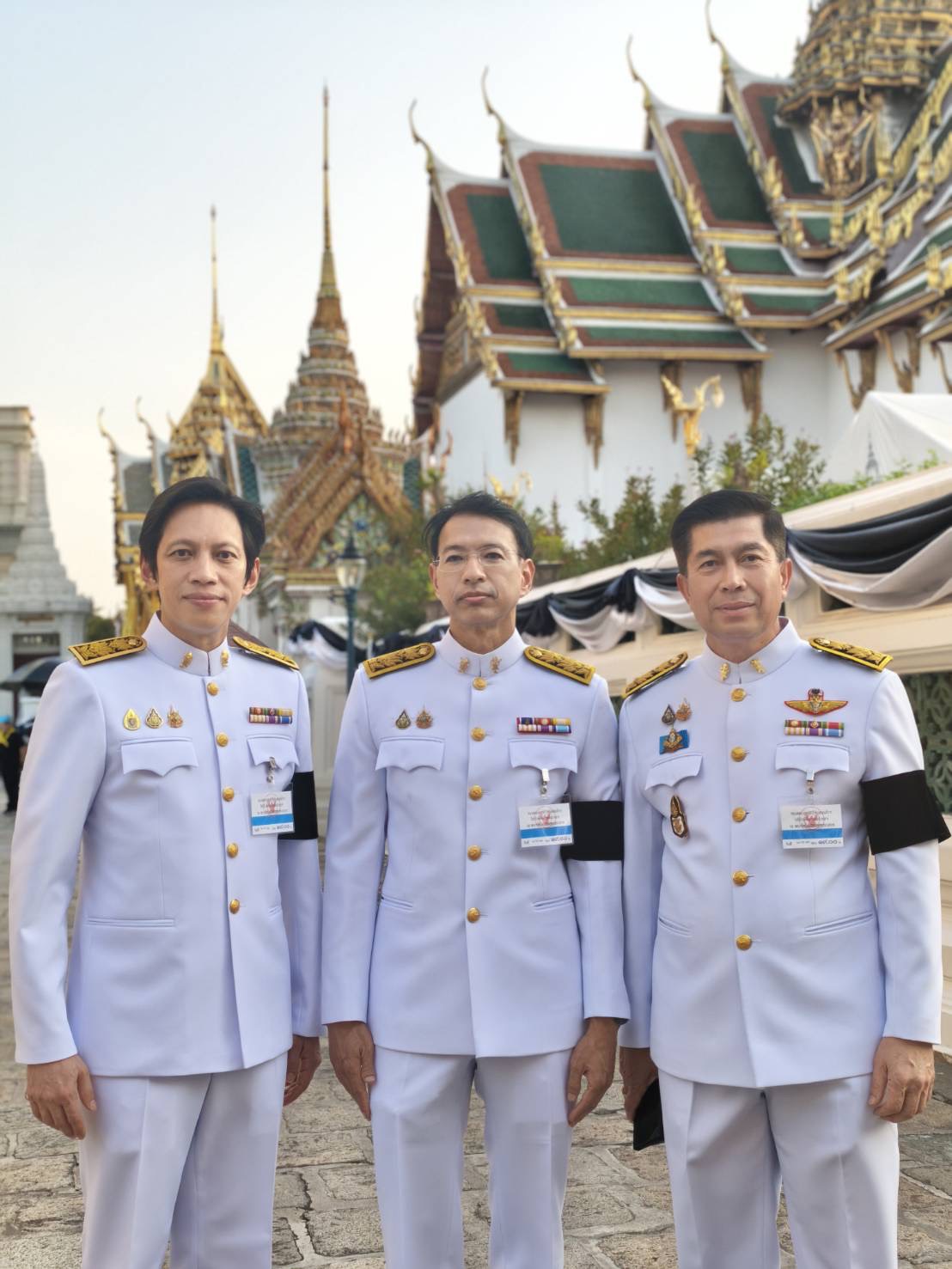 อพร. พร้อมด้วย รพร.อานันท์ฯ และ รพร.ปณตสรรค์ฯ เข้าร่วมในโอกาสที่ อก. ได้รับพระราชทานพระบรมราชานุญาตให้ร่วมเป็นเจ้าภาพพระพิธีธรรมสวดพระอภิธรรมพระบรมศพ สมเด็จพระนางเจ้าสิริกิติ์ พระบรมราชินีนาถ พระบรมราชชนนีพันปีหลวง