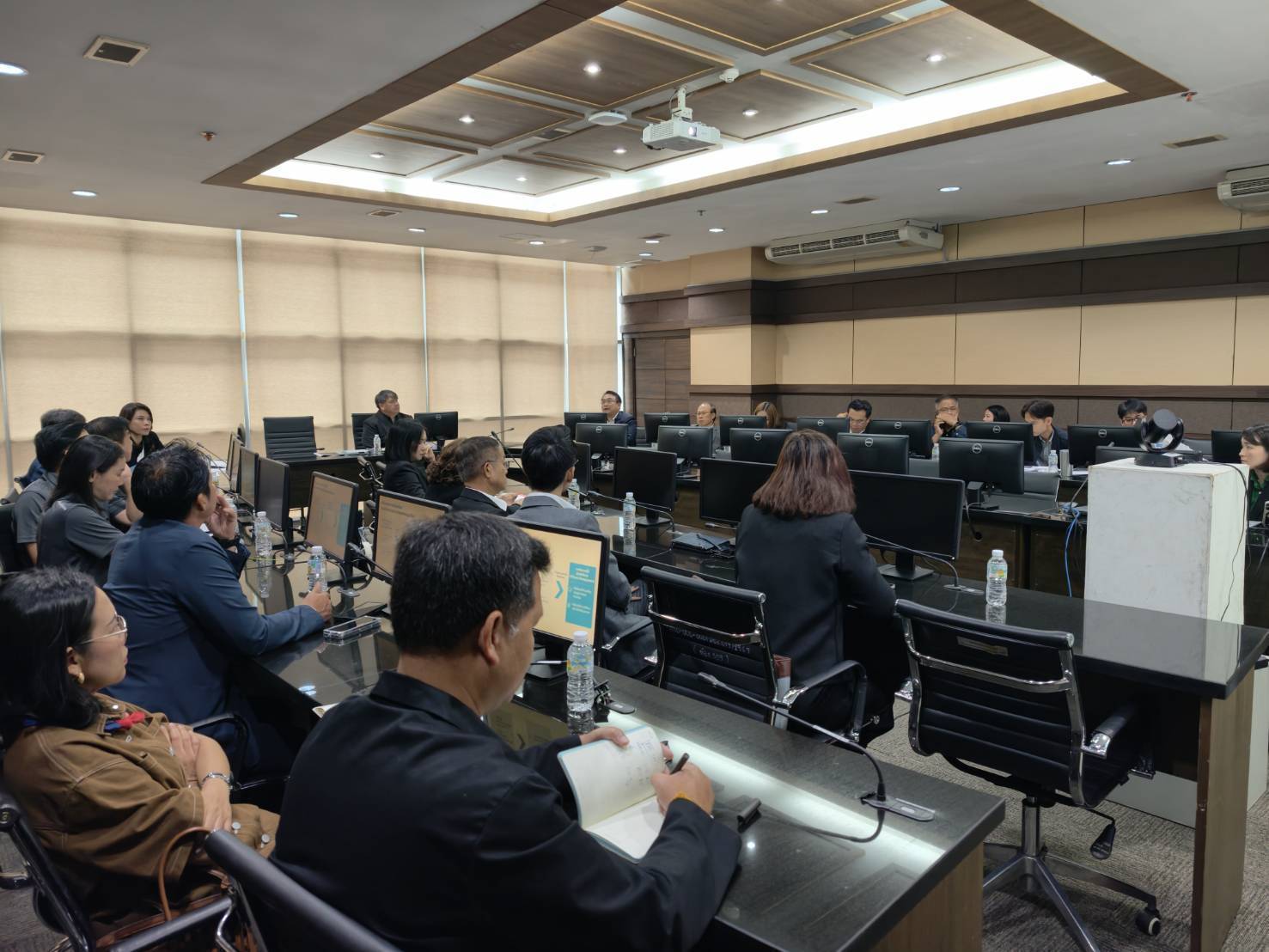 กพร. ร่วมประชุมหารือ เรื่อง การยกระดับการบริหารจัดการกากอุตสาหกรรมของประเทศไทย
