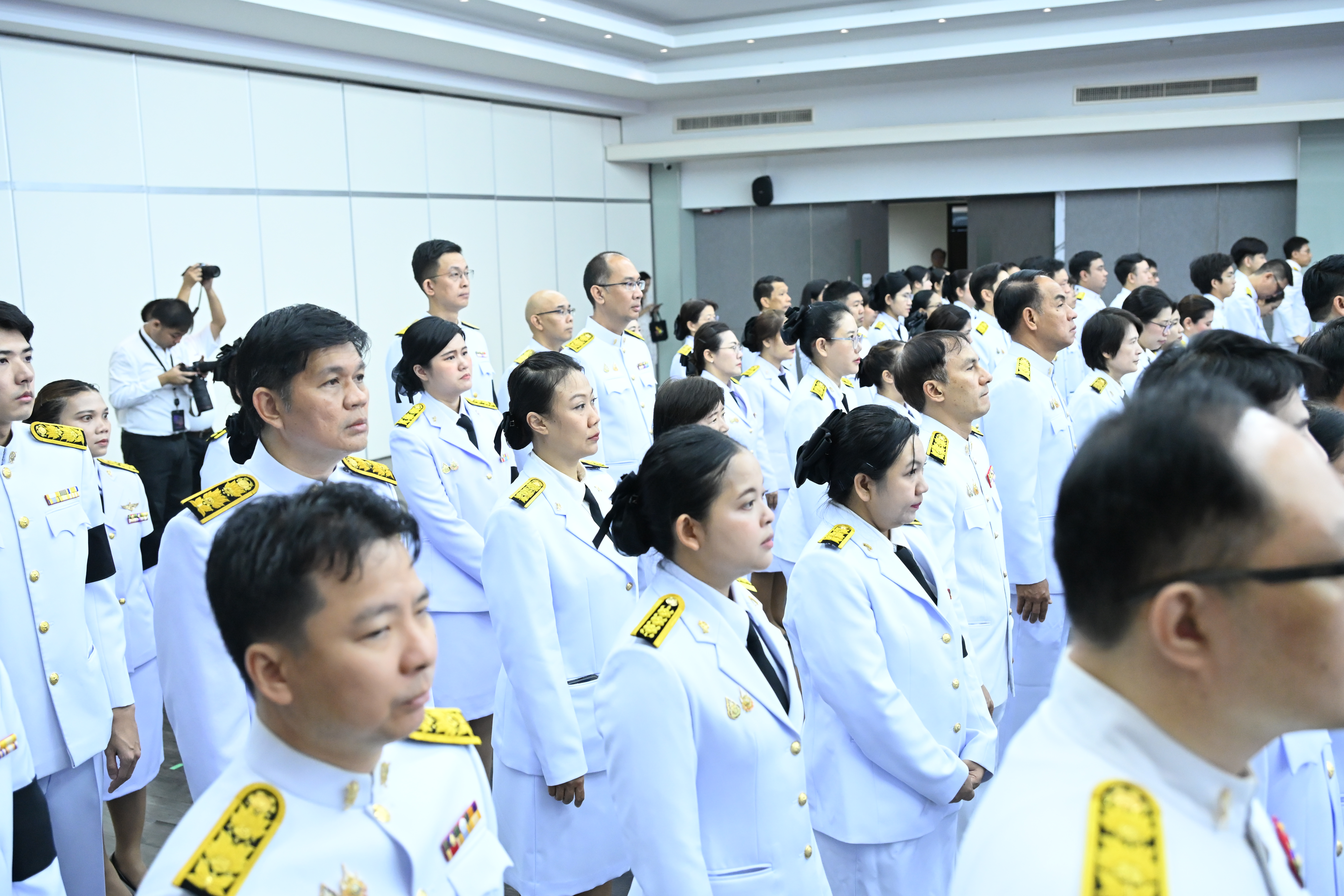 กพร. เข้าร่วมพิธีถวายพระพรชัยมงคล สมเด็จพระนางเจ้าฯ พระบรมราชินี เนื่องในโอกาสมหามงคลวันเฉลิมพระชนมพรรษา 4 รอบ 3 มิถุนายน 2569