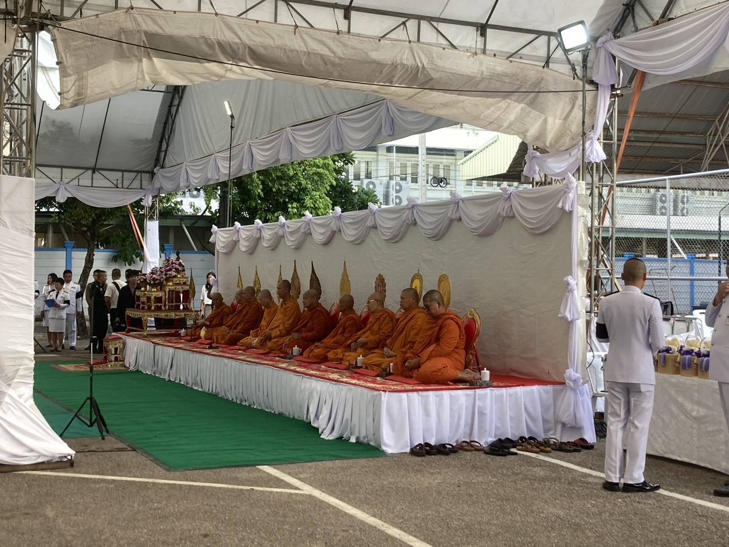 สรข.7 เข้าร่วมพิธีสงฆ์เจริญพระพุทธมนต์และกิจกรรมทำบุญตักบาตรเพื่อถวายเป็นพระราชกุศล เนื่องในวัน เฉลิมพระชนมพรรษา 4 รอบ สมเด็จพระนางเจ้าสุทิดา พัชรสุธาพิมลลักษณ พระบรมราชินี