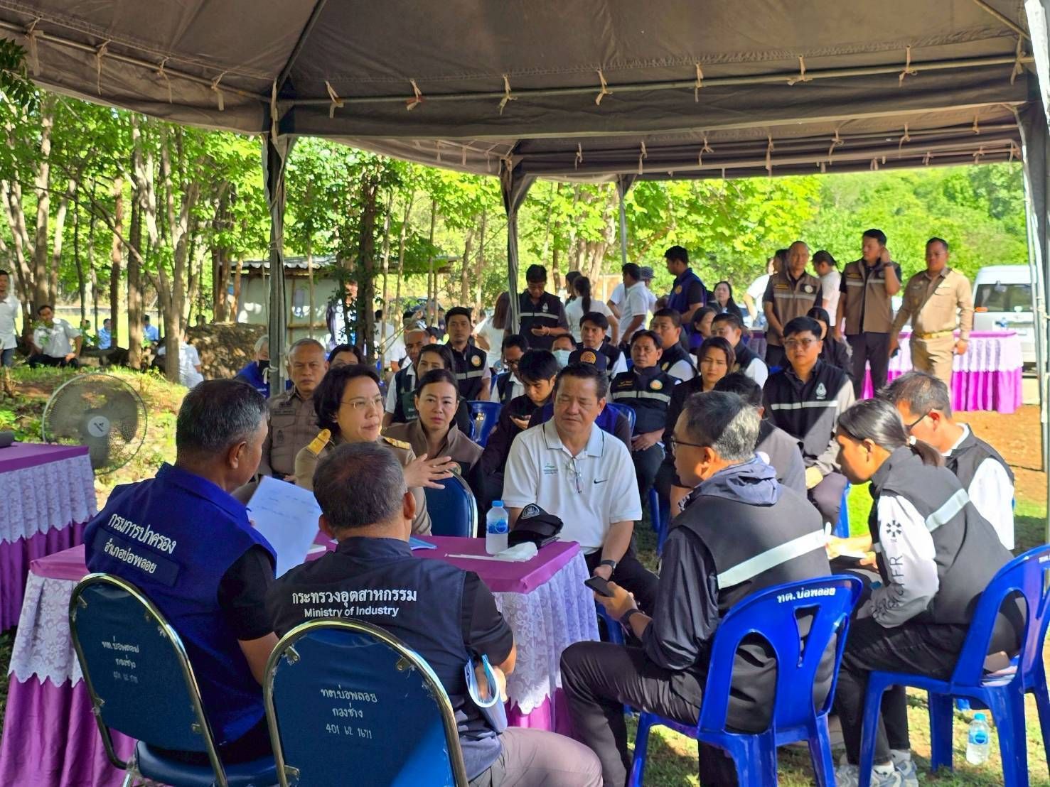 สรข.7 ร่วมตรวจสอบข้อเท็จจริงกรณีมีข้อร้องเรียนคัดค้านการขออนุญาตต่ออายุประทานบัตรของบริษัท เหมืองศิลาสยาม จำกัด จ.กาญจนบุรี