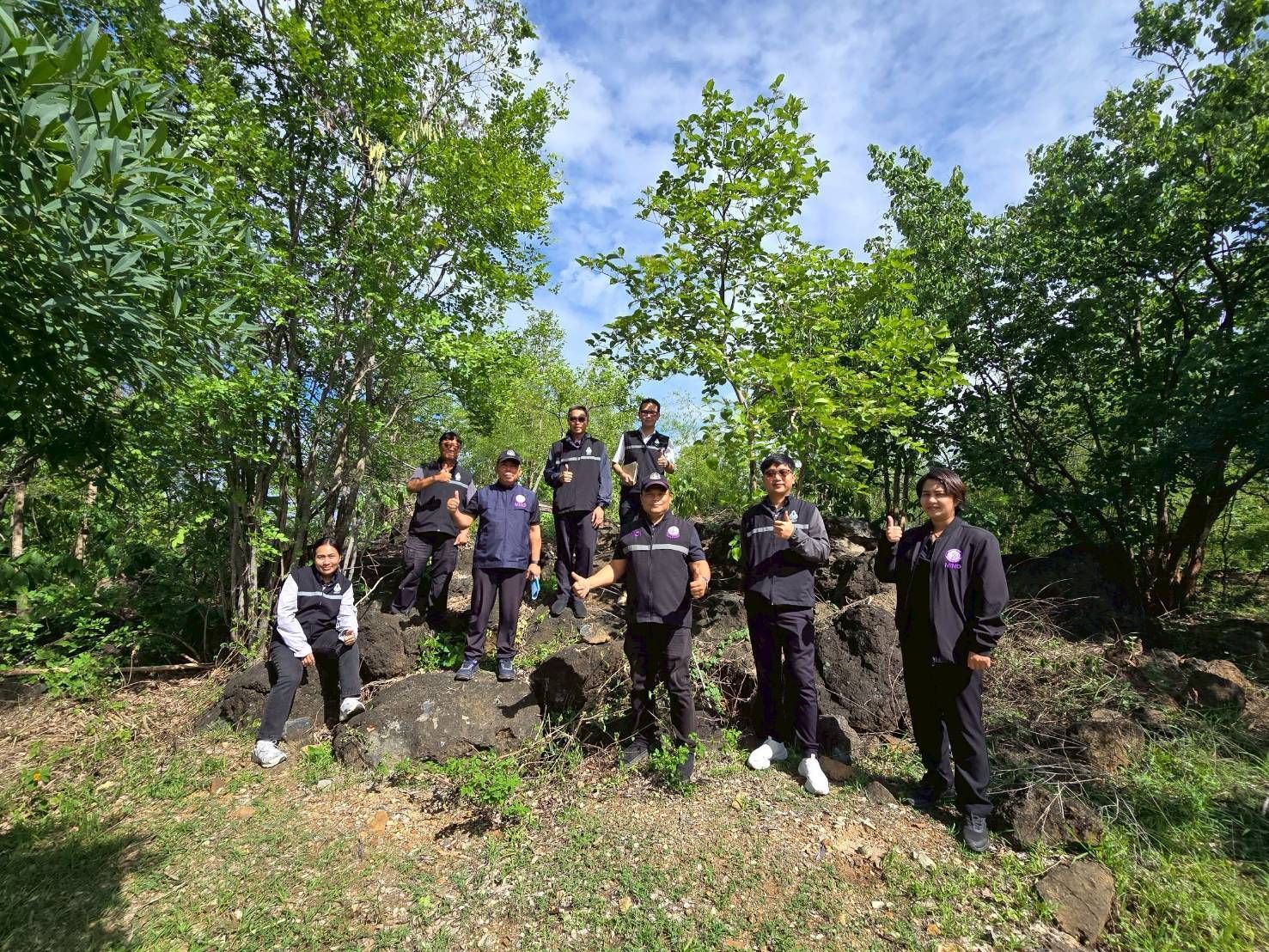 สรข.7 ร่วมตรวจสอบข้อเท็จจริงกรณีมีข้อร้องเรียนคัดค้านการขออนุญาตต่ออายุประทานบัตรของบริษัท เหมืองศิลาสยาม จำกัด จ.กาญจนบุรี