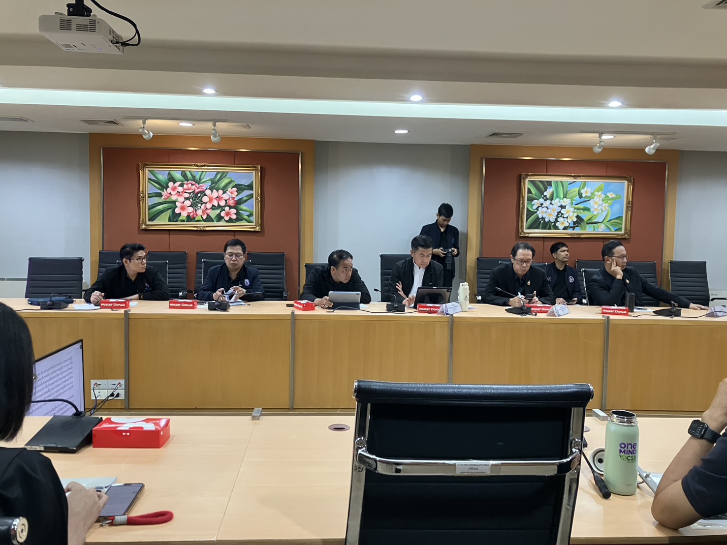 รพร.อานันท์ ผอ.กม. และเจ้าหน้าที่ กม. เข้าร่วมประชุมคณะกรรมการปรับปรุงระเบียบว่าด้วยการจ่ายเงินสินบนรางวัลและ ค่าใช้จ่ายในการดำเนินงาน ตามกฎหมายที่อยู่ในความรับผิดชอบของ อก. ครั้งที่ 2/2569